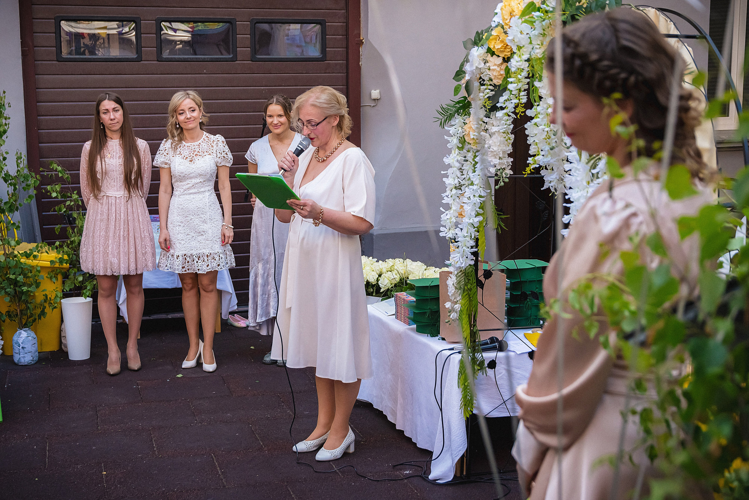 Zīles Skolas Izlaidums. Fotogrāfs Rīgā. Gīmenes, individuālās un dažādu produktu fotosesijas