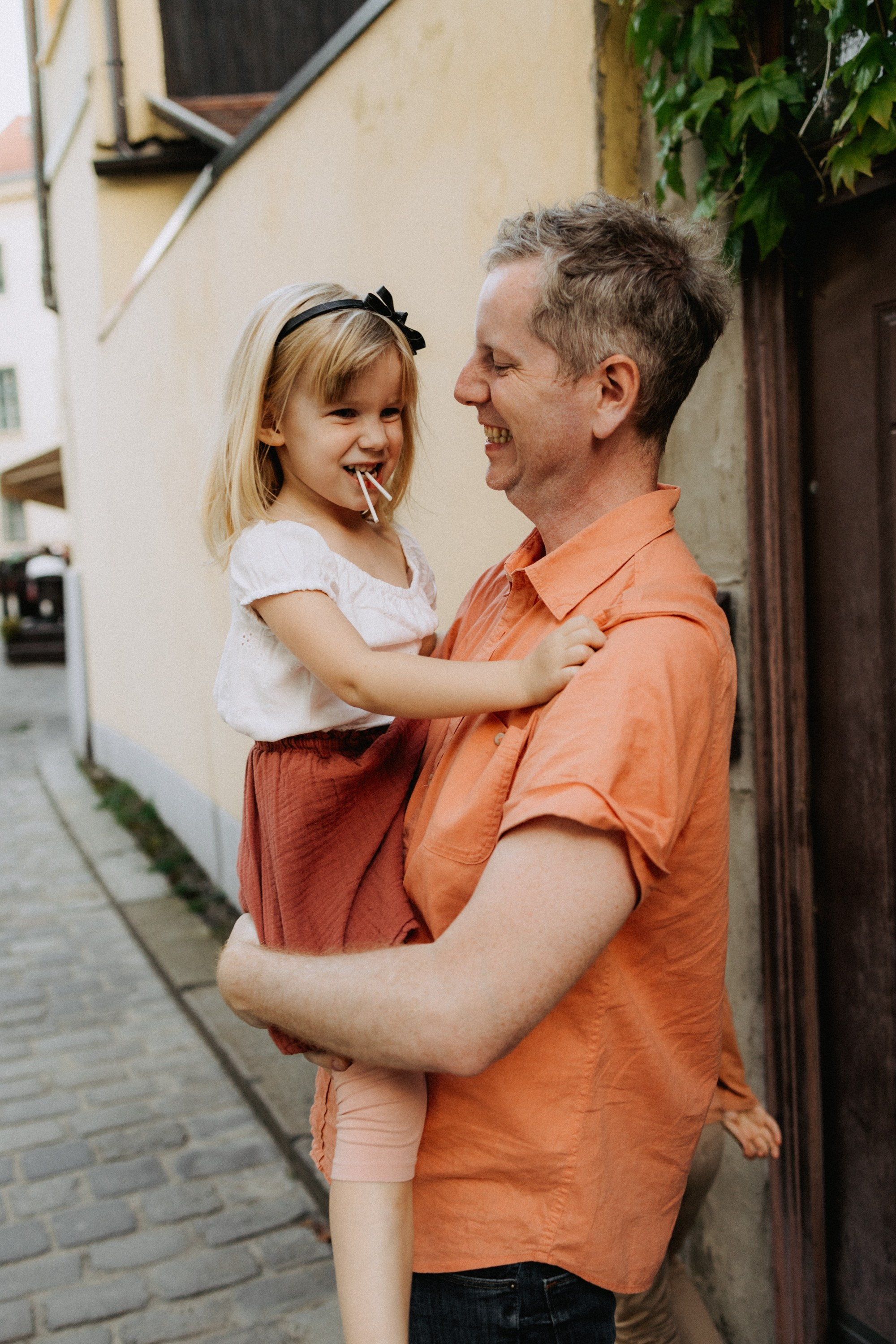 Family in the city. Elena Gorobets. Photographer in Zagreb