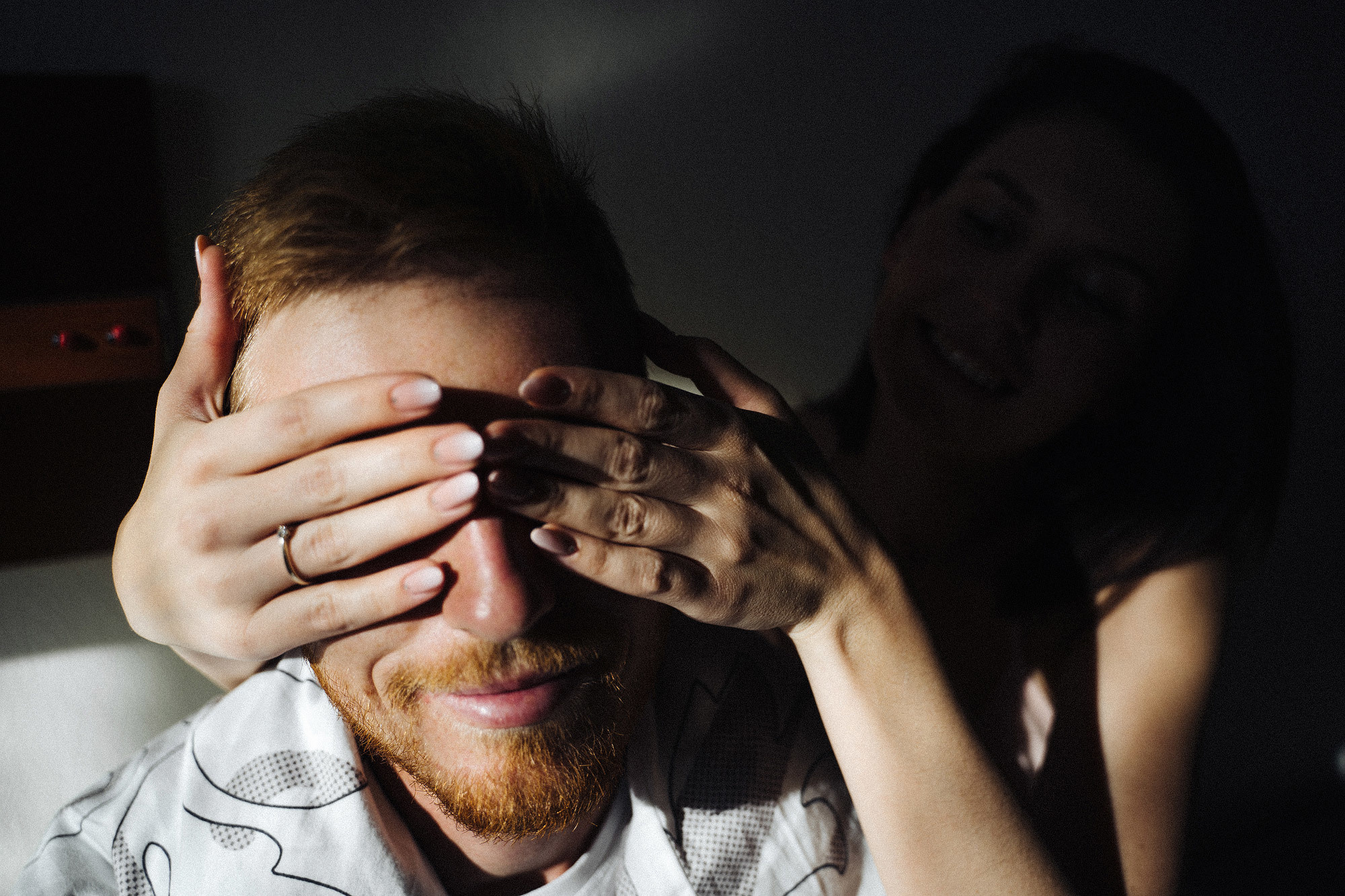 Домашняя фотосессия в постели. Свадебный и семейный фотограф Алексей Попов. Штутгарт, Германия