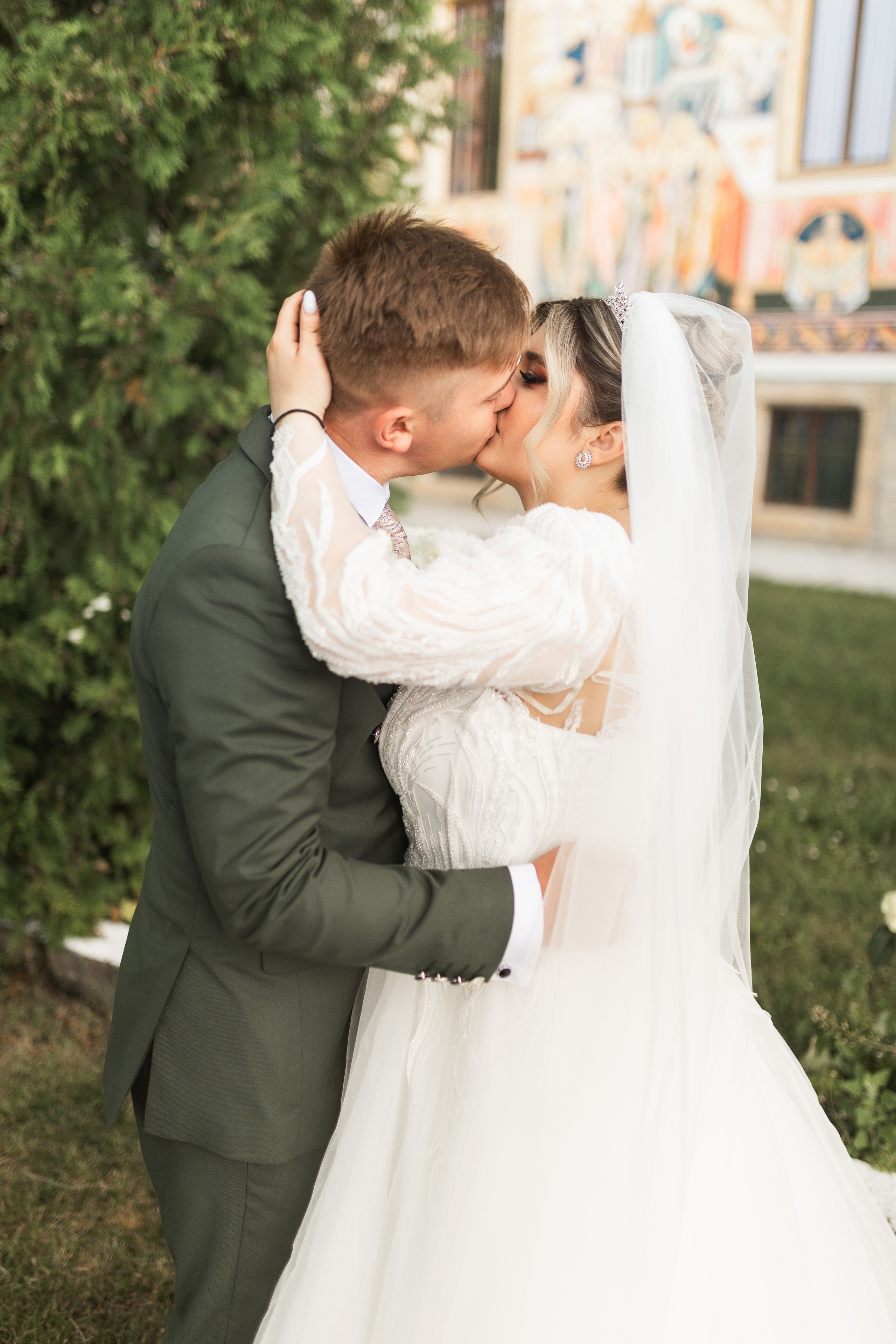 Oana & Andrei. Vlad Aconstantinesei Photographer