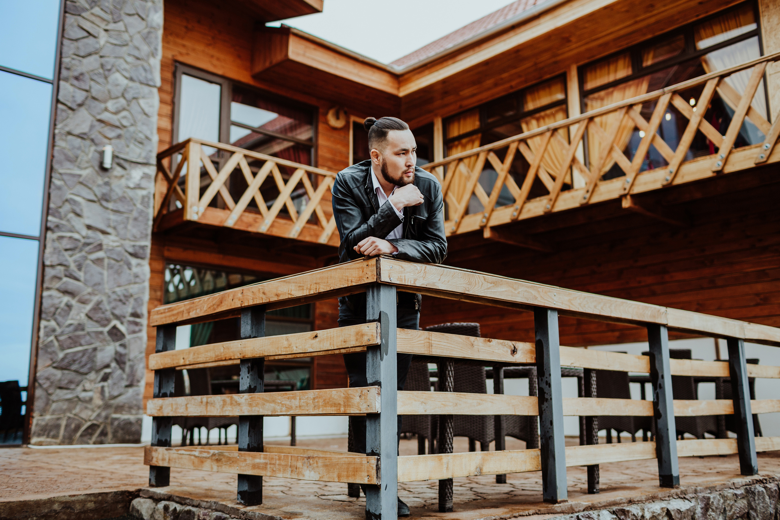 Индивидуальная фотосессия мужчины в Бишкеке. Фотограф в Бишкеке Оксана Шувалова