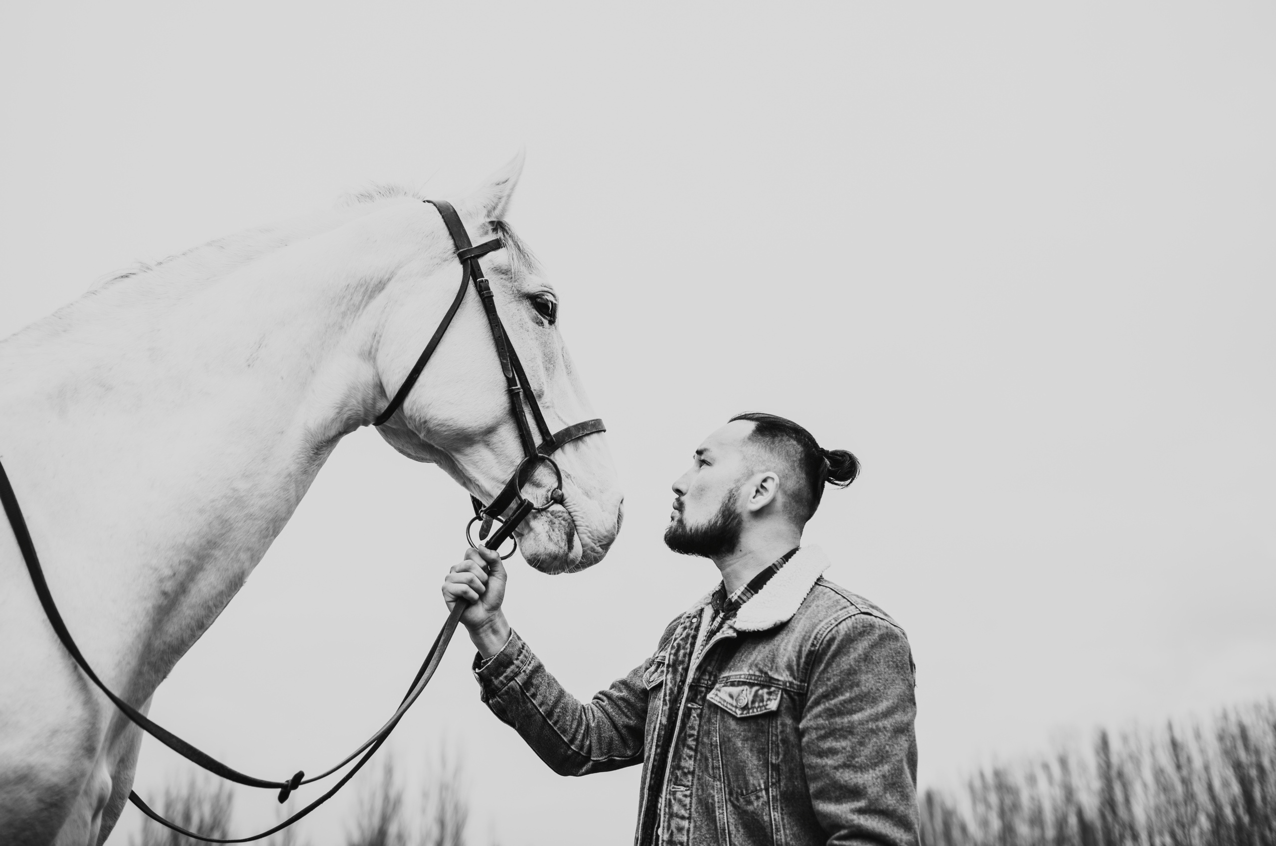 Индивидуальная фотосессия мужчины в Бишкеке. Фотограф в Бишкеке Оксана Шувалова