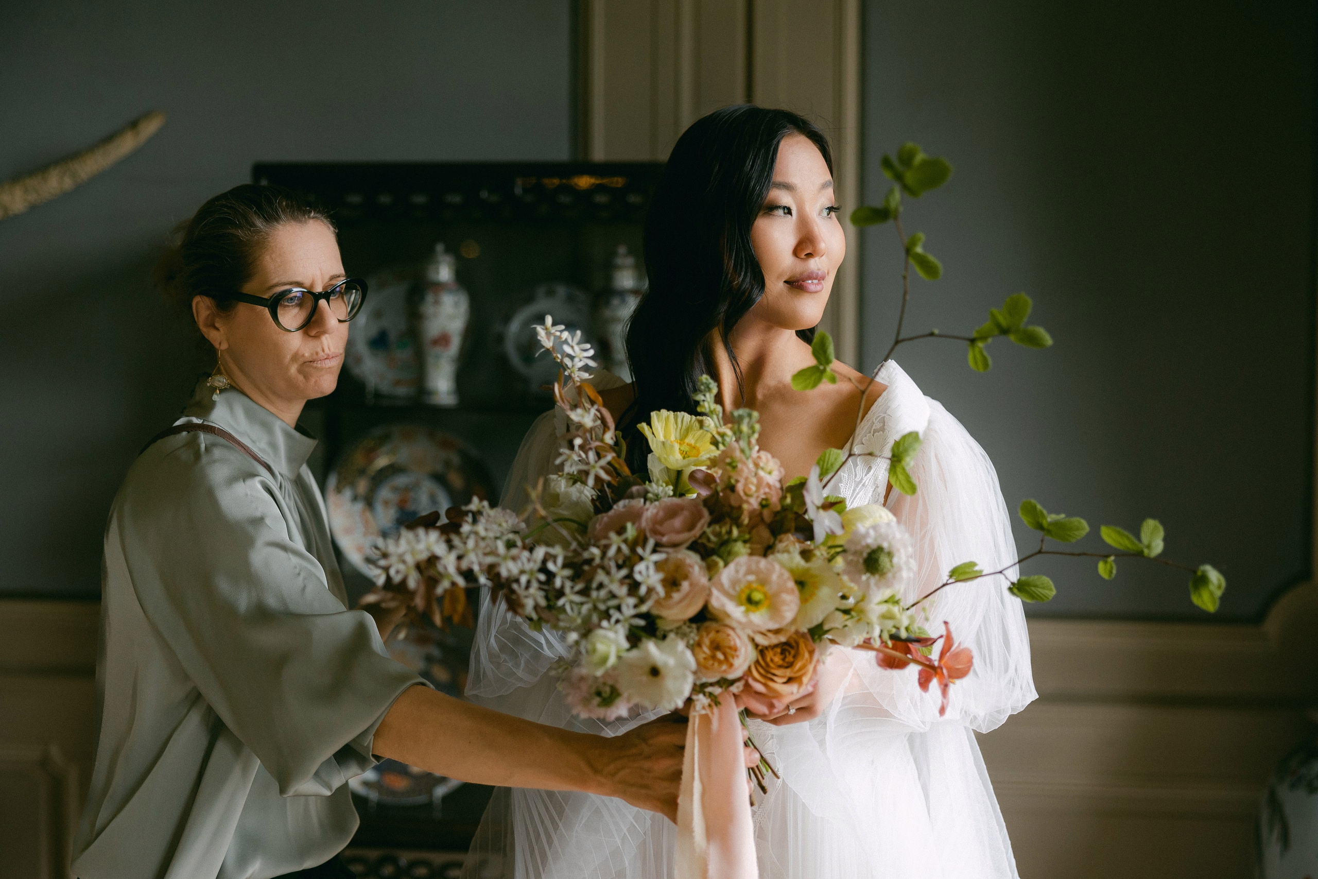 Bridal getting ready. Wedding and Family Photographer Switzerland and Italy. Valeria Diaz