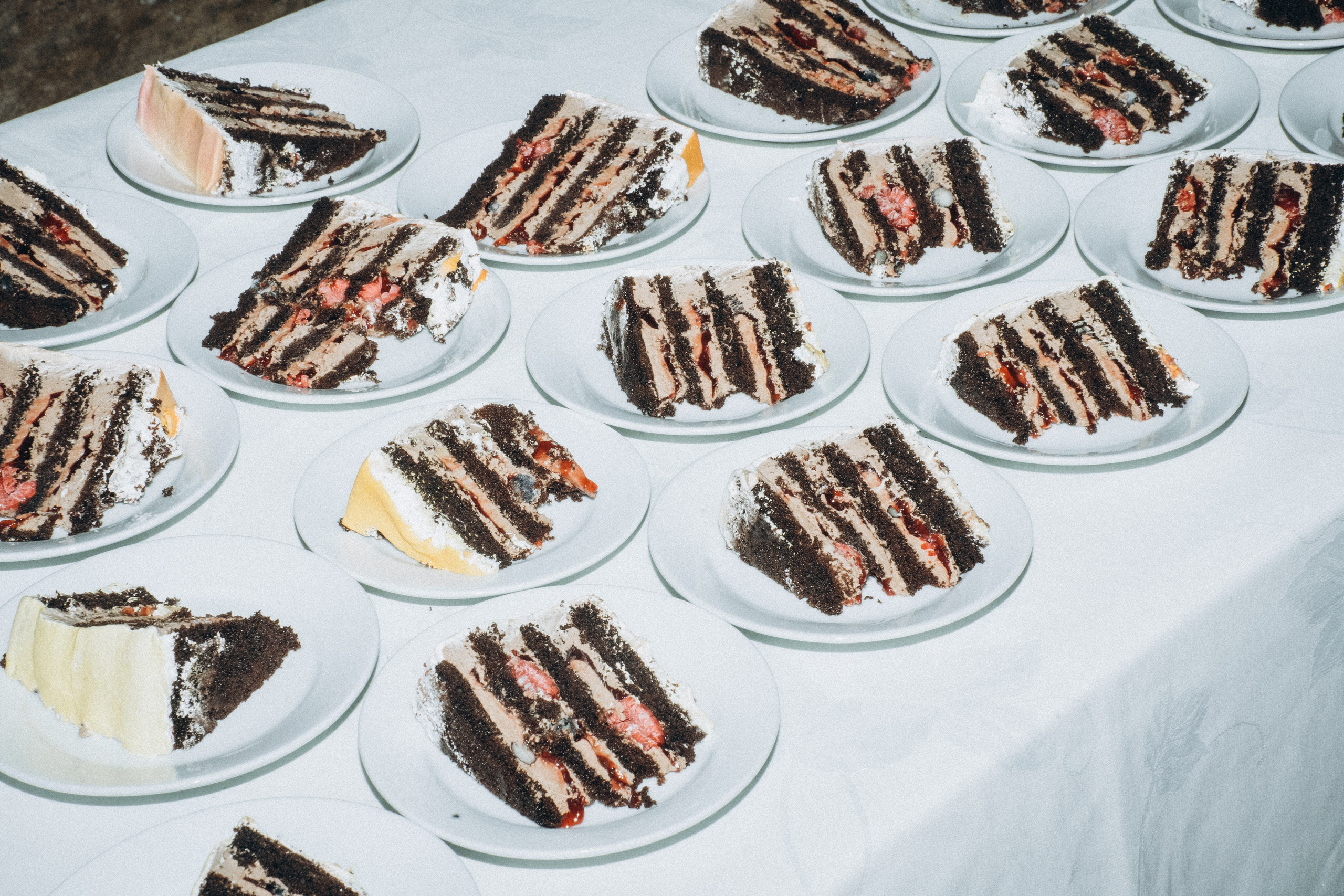 Dana & Alex. Rural Can Jaques. Paola wedding photographer / videographer in Barcelona