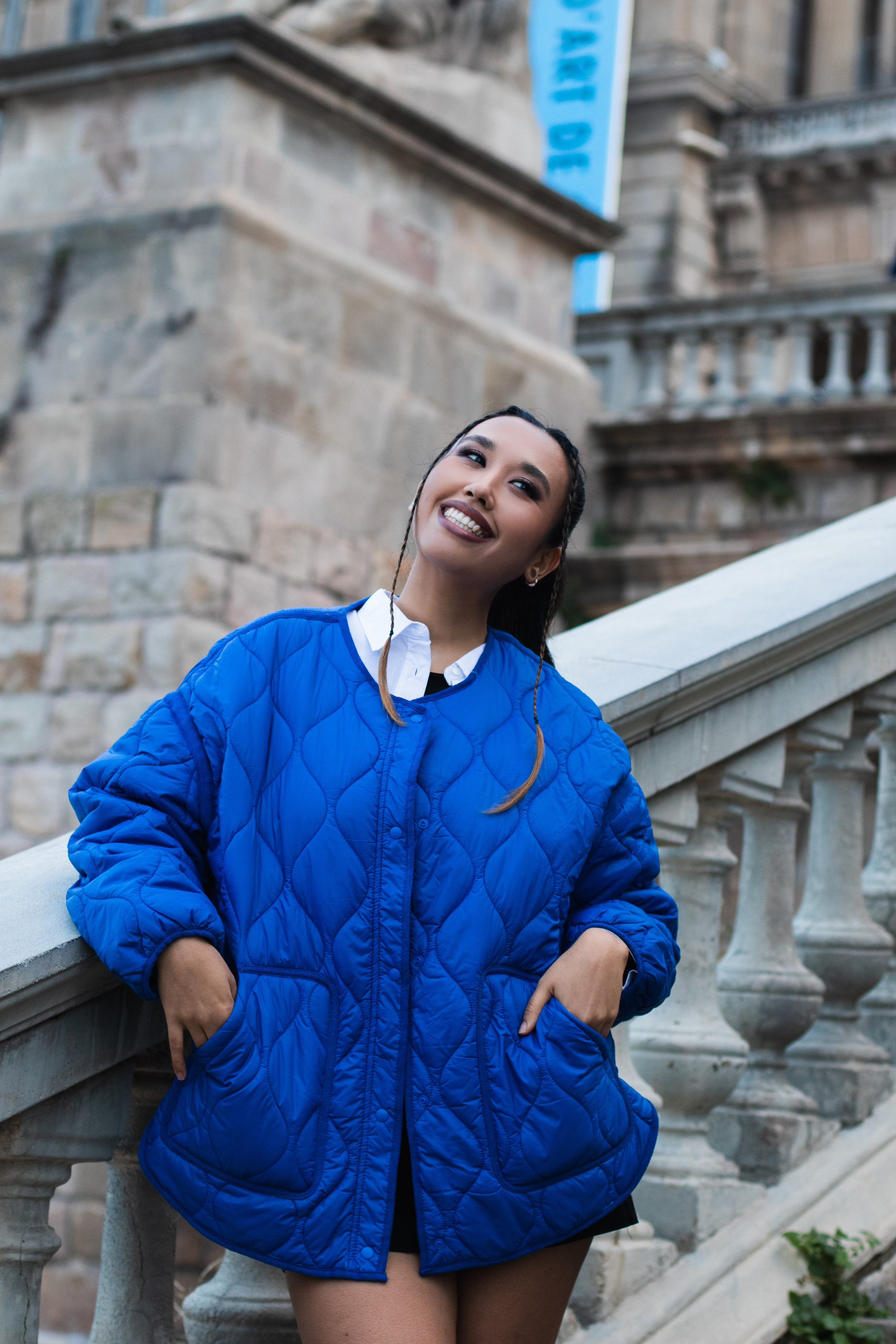 Луна, Montjuic. Главная