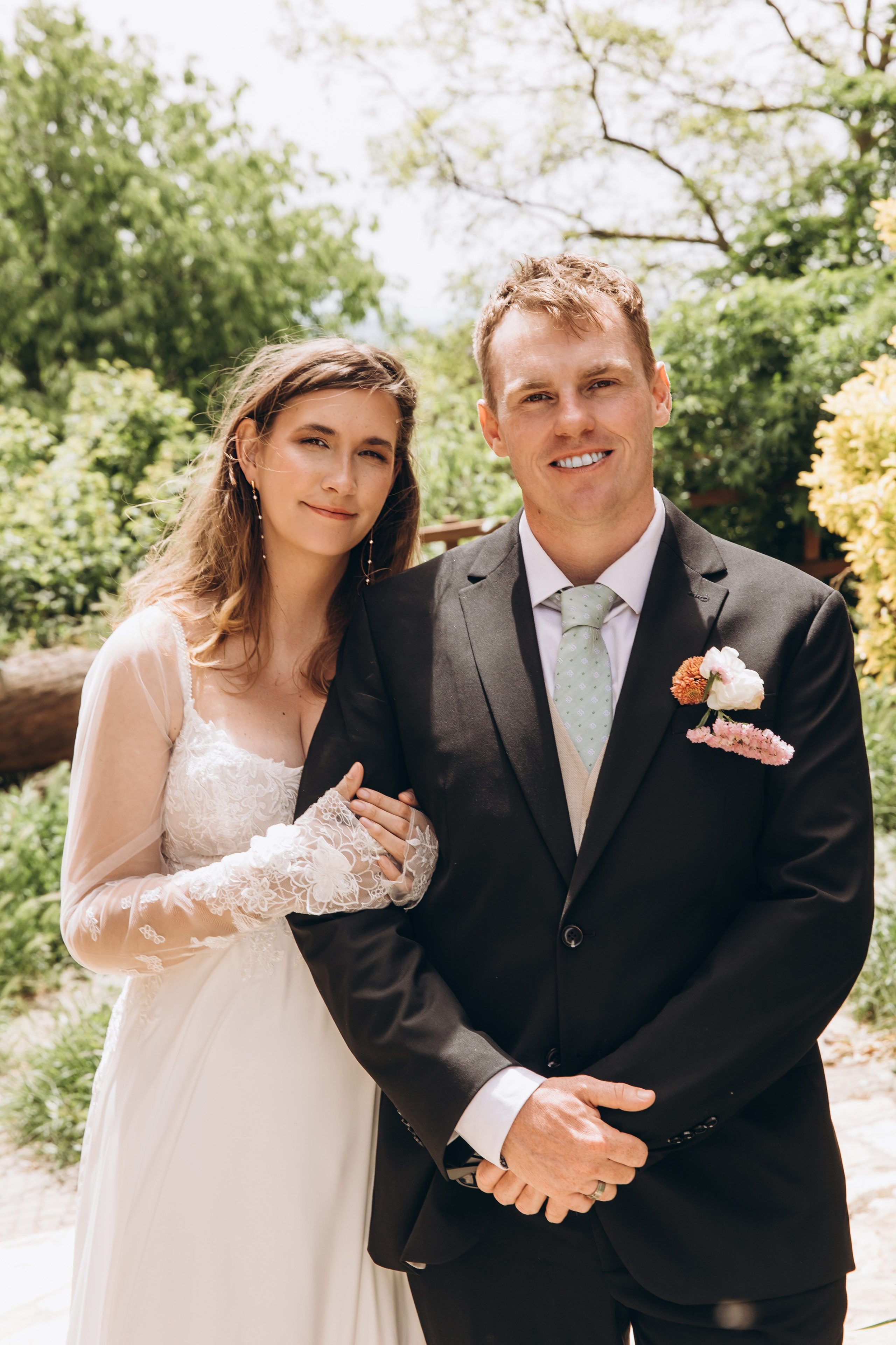  Romantic wedding photoshoot in Florence – elegant European photography.