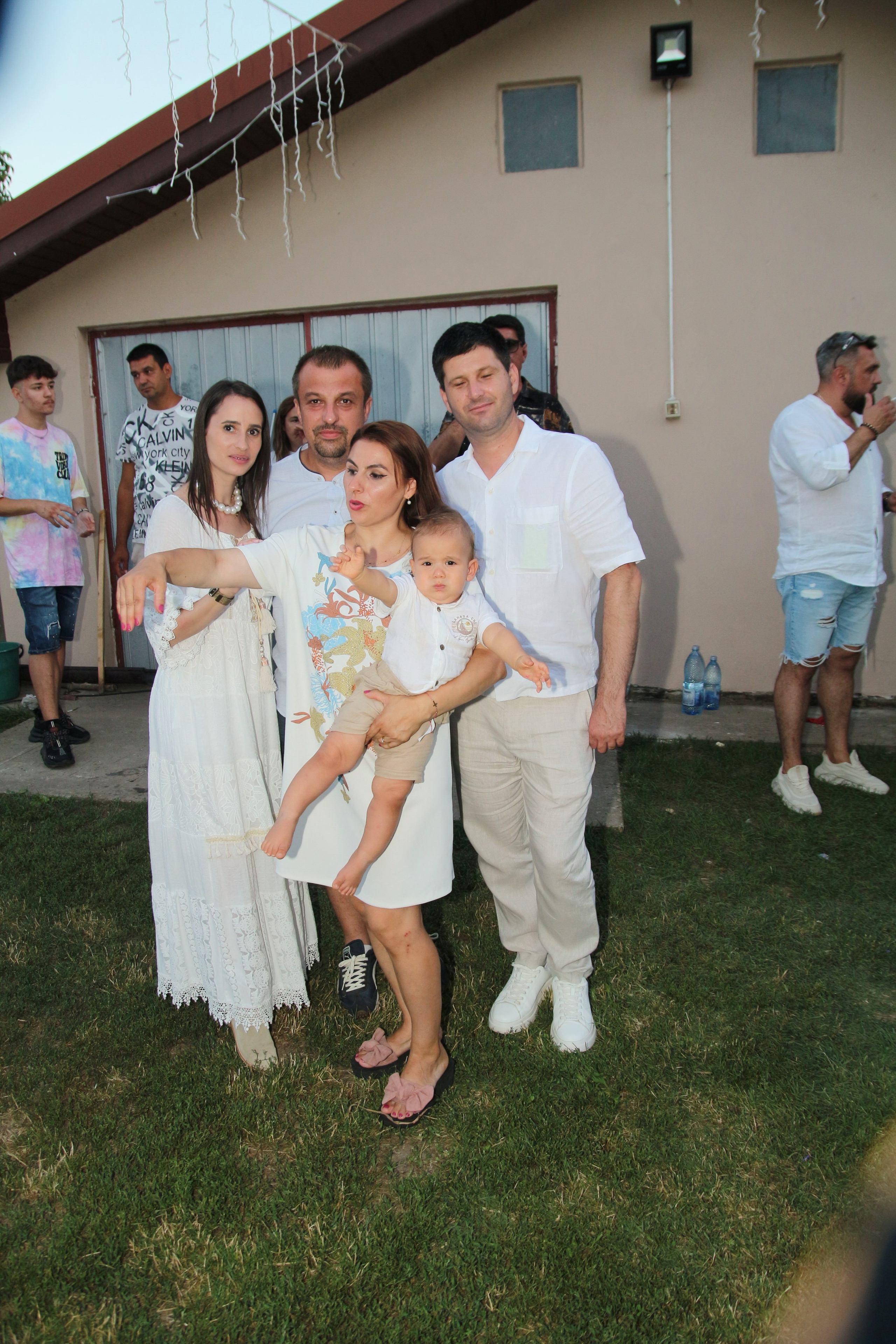 BYZO MEDIA. PETRU BYZO - family and children photographer in ROMANIA