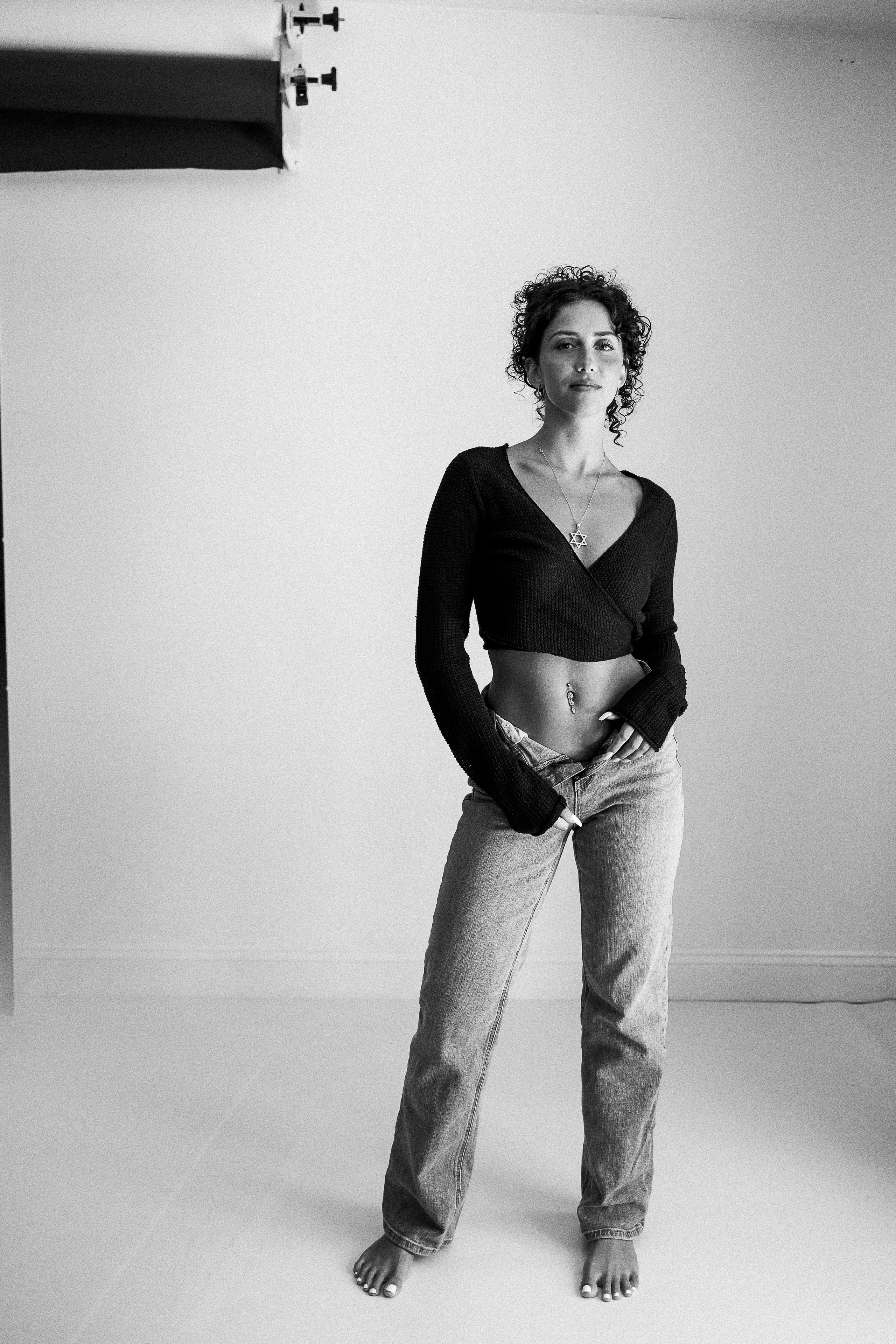 J. Rawnoir- Portrait photography by Daria Paliy.Timeless black&white portraits of women in NYC area