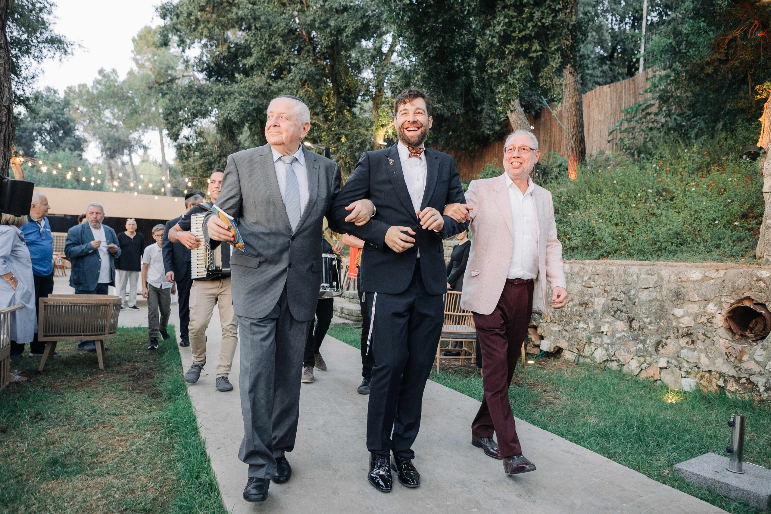 WEDDING OUT OF CITY. PHOTOGRAPHER IN ISRAEL