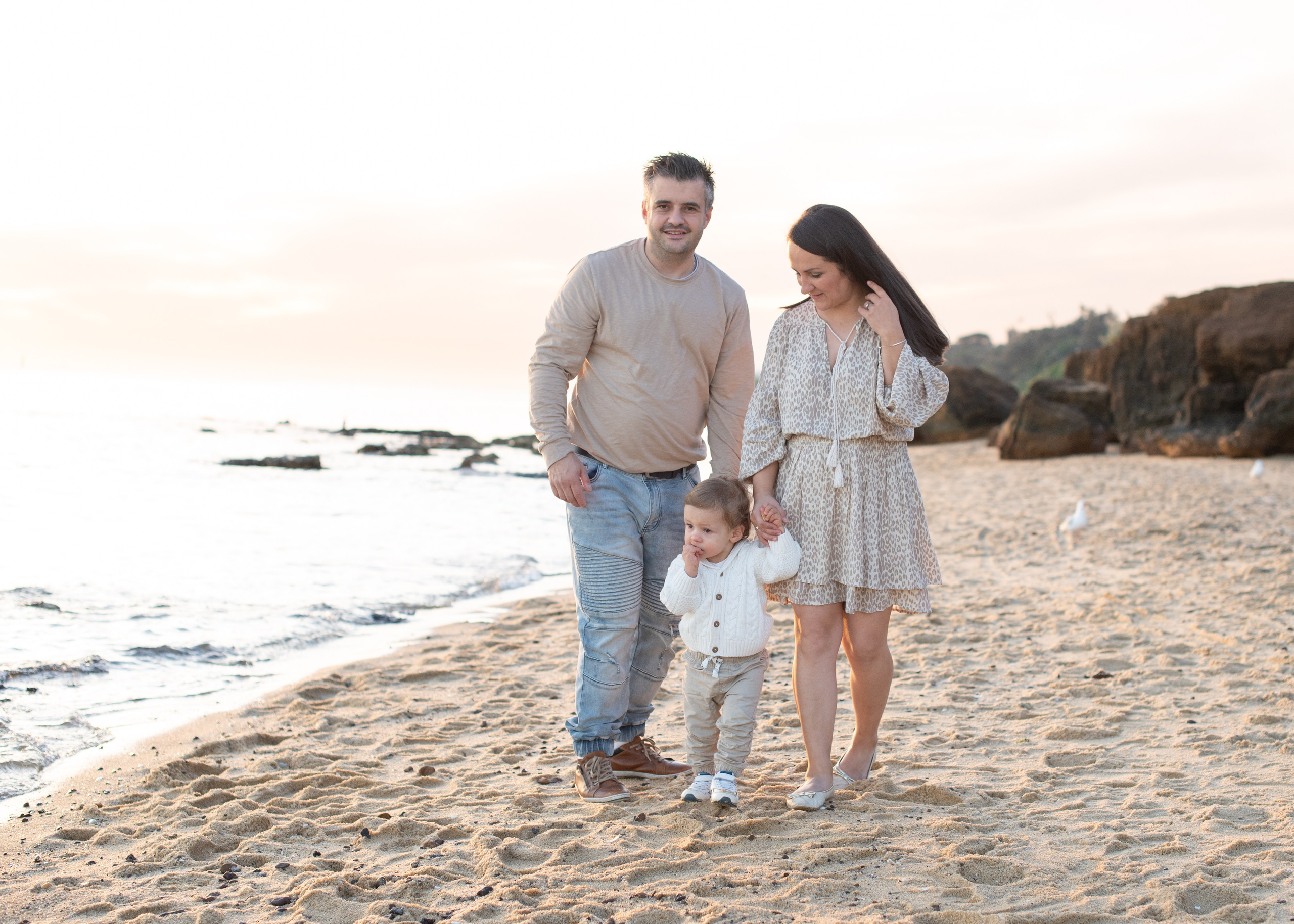 Family portraits “GROWING TOGETHER”. Children, family and event photographer Mirjana Zdravkovic
