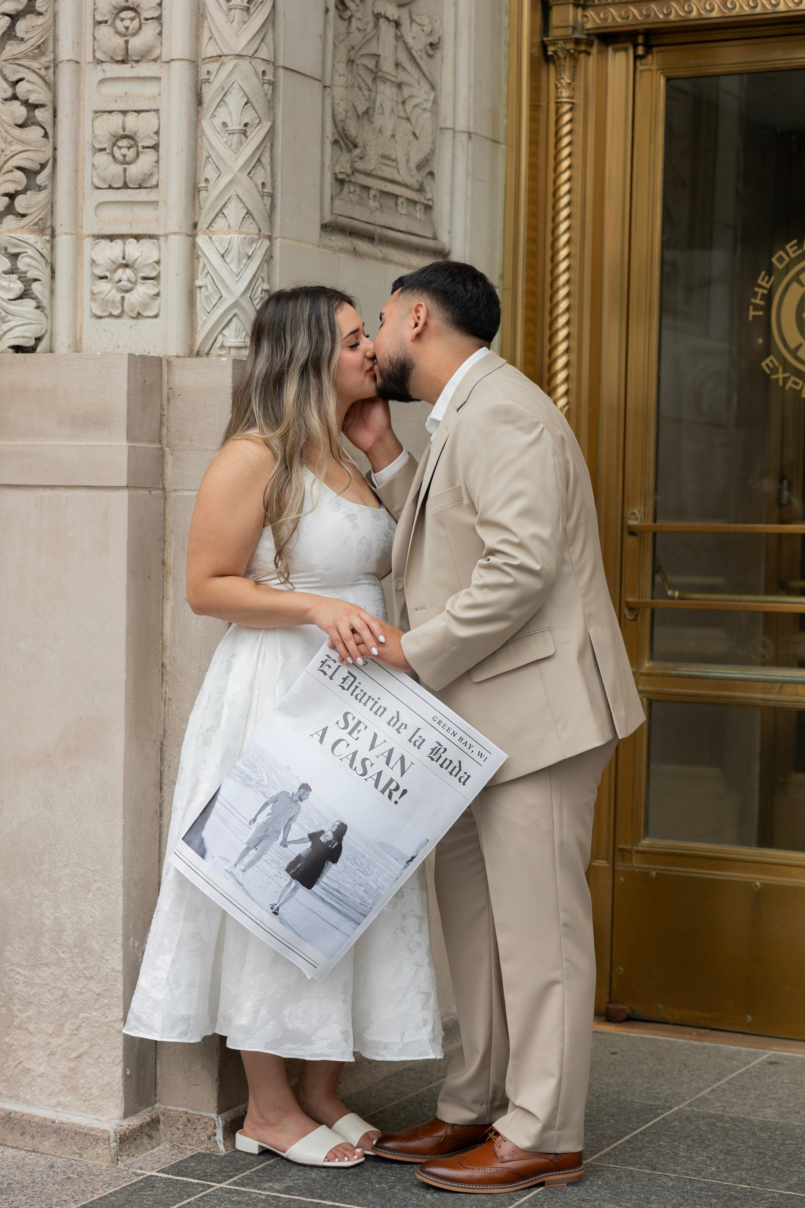 Lazaro & Mariana. Emotional Couples, Proposal, Motherhood & Family Photography in Chicago — Such a Photo