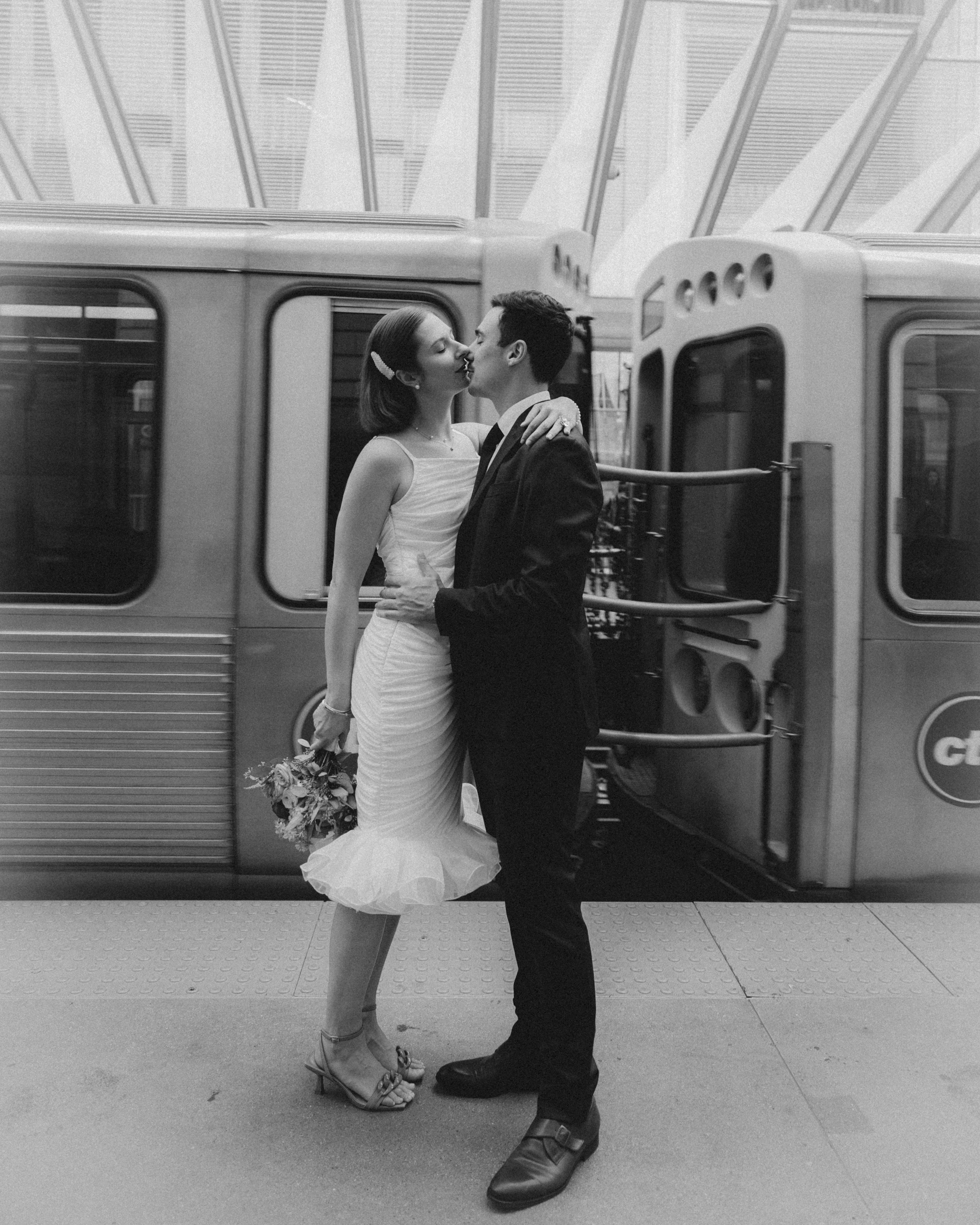 T & M. Emotional Couples, Proposal, Motherhood & Family Photography in Chicago — Such a Photo
