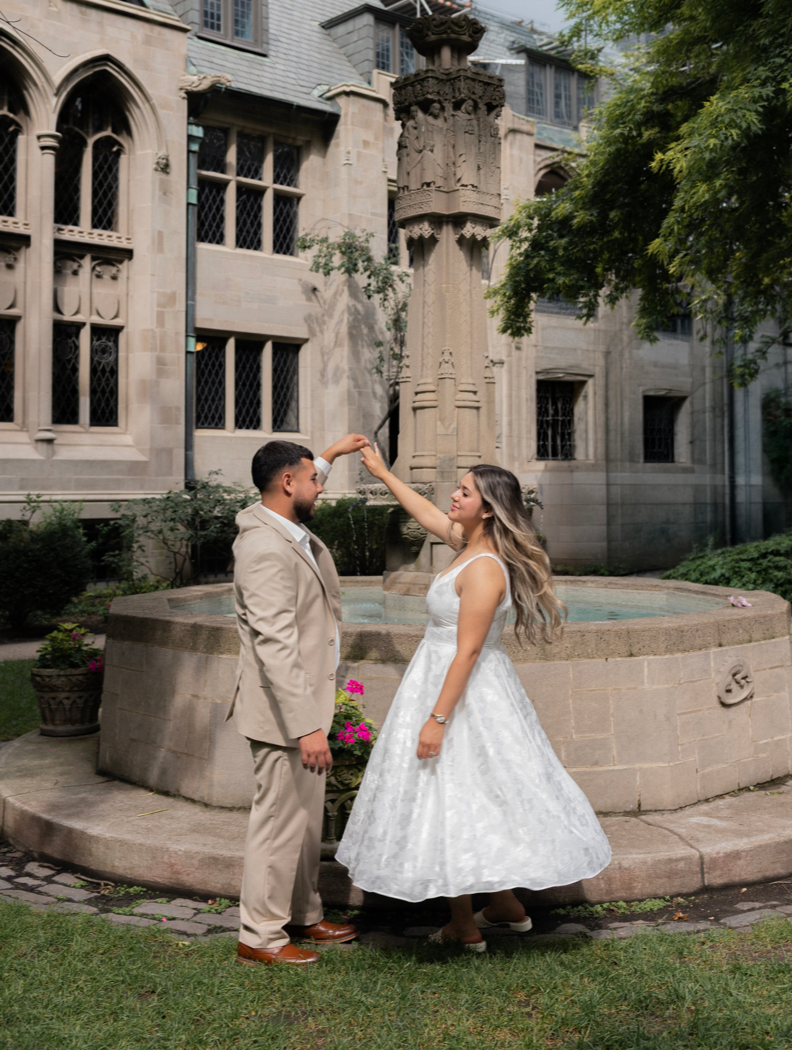 Lazaro & Mariana. Emotional Couples, Proposal, Motherhood & Family Photography in Chicago — Such a Photo