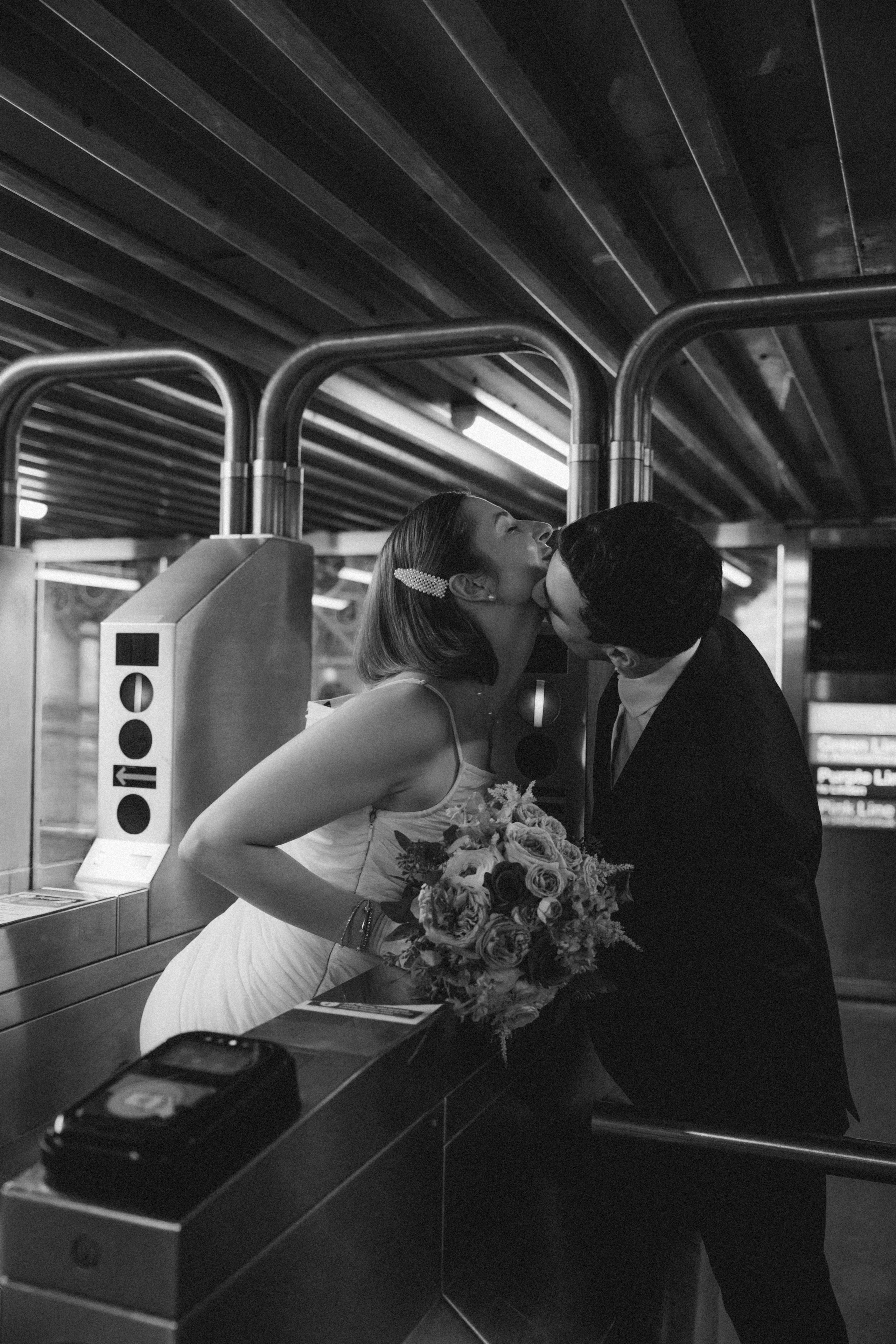 T & M. Emotional Couples, Proposal, Motherhood & Family Photography in Chicago — Such a Photo
