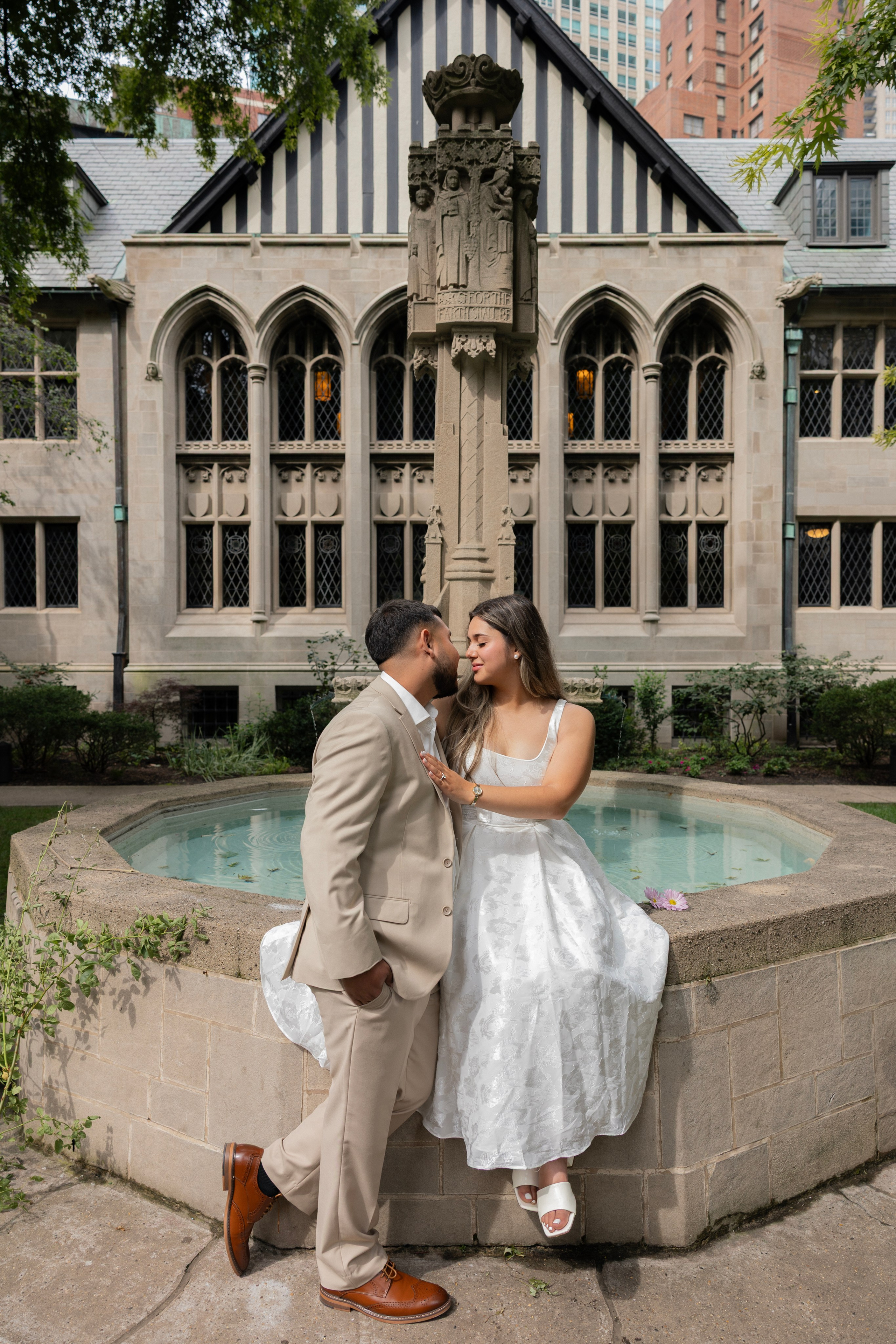 Lazaro & Mariana. Emotional Couples, Proposal, Motherhood & Family Photography in Chicago — Such a Photo