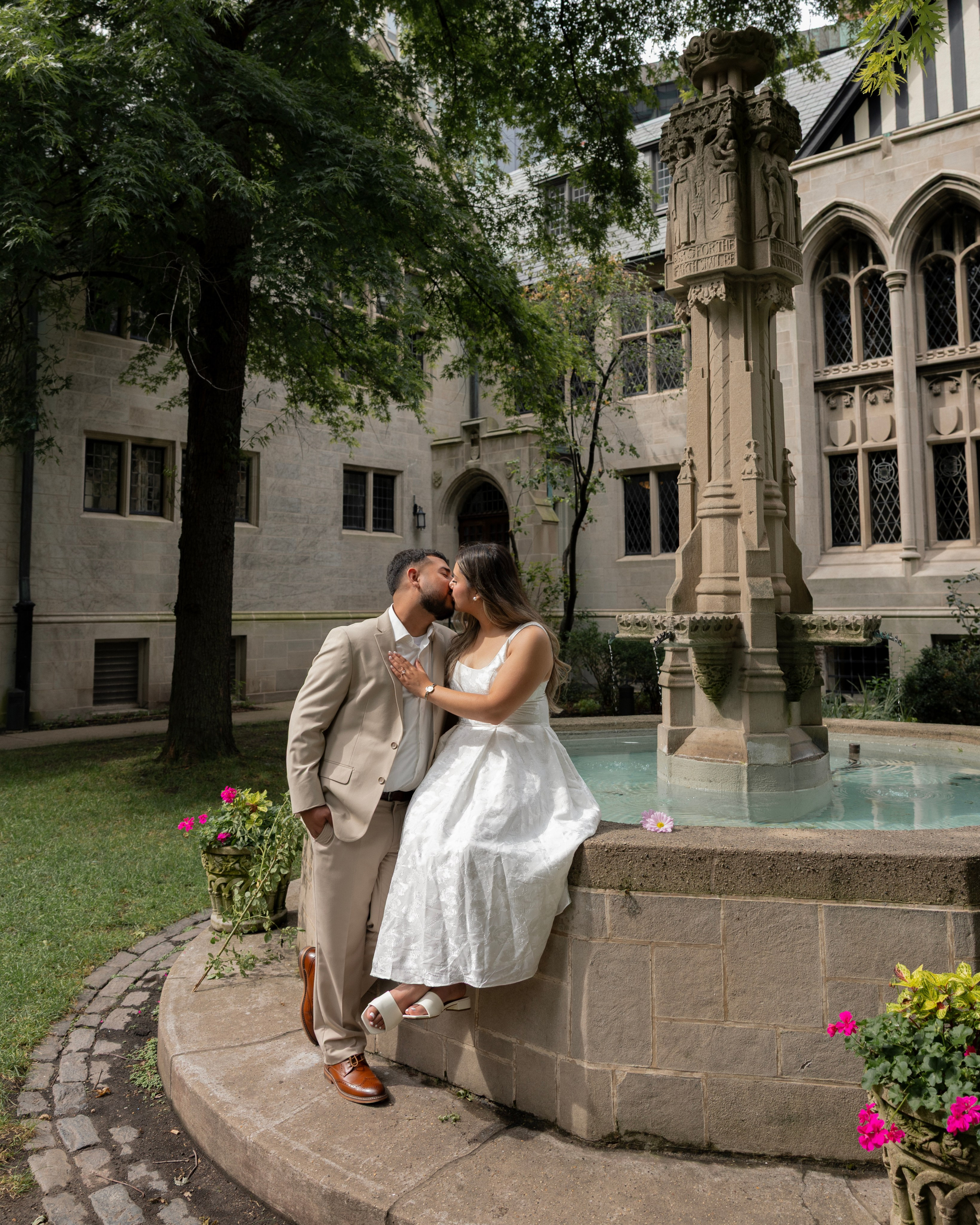 Lazaro & Mariana. Emotional Couples, Proposal, Motherhood & Family Photography in Chicago — Such a Photo