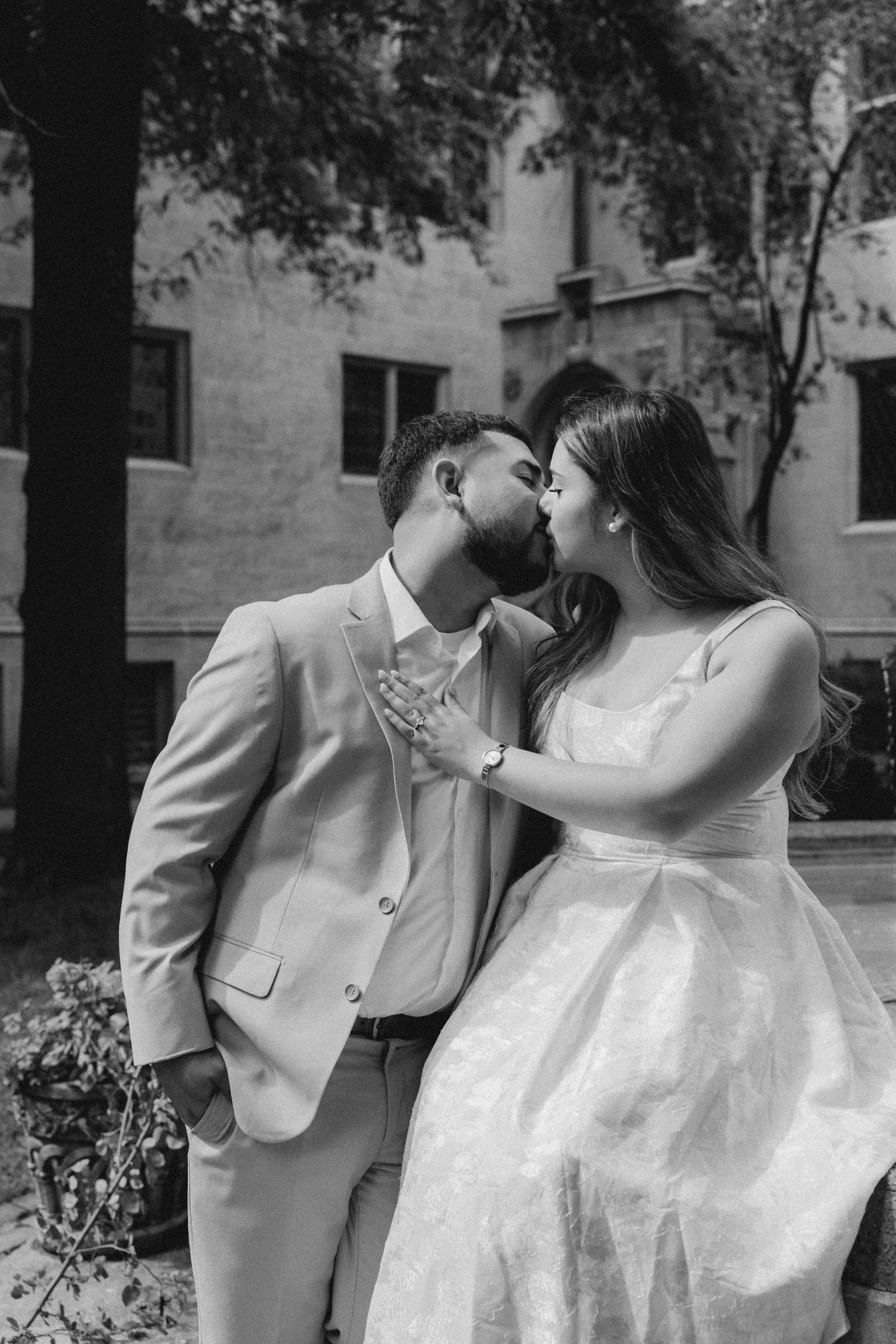 Lazaro & Mariana. Emotional Couples, Proposal, Motherhood & Family Photography in Chicago — Such a Photo