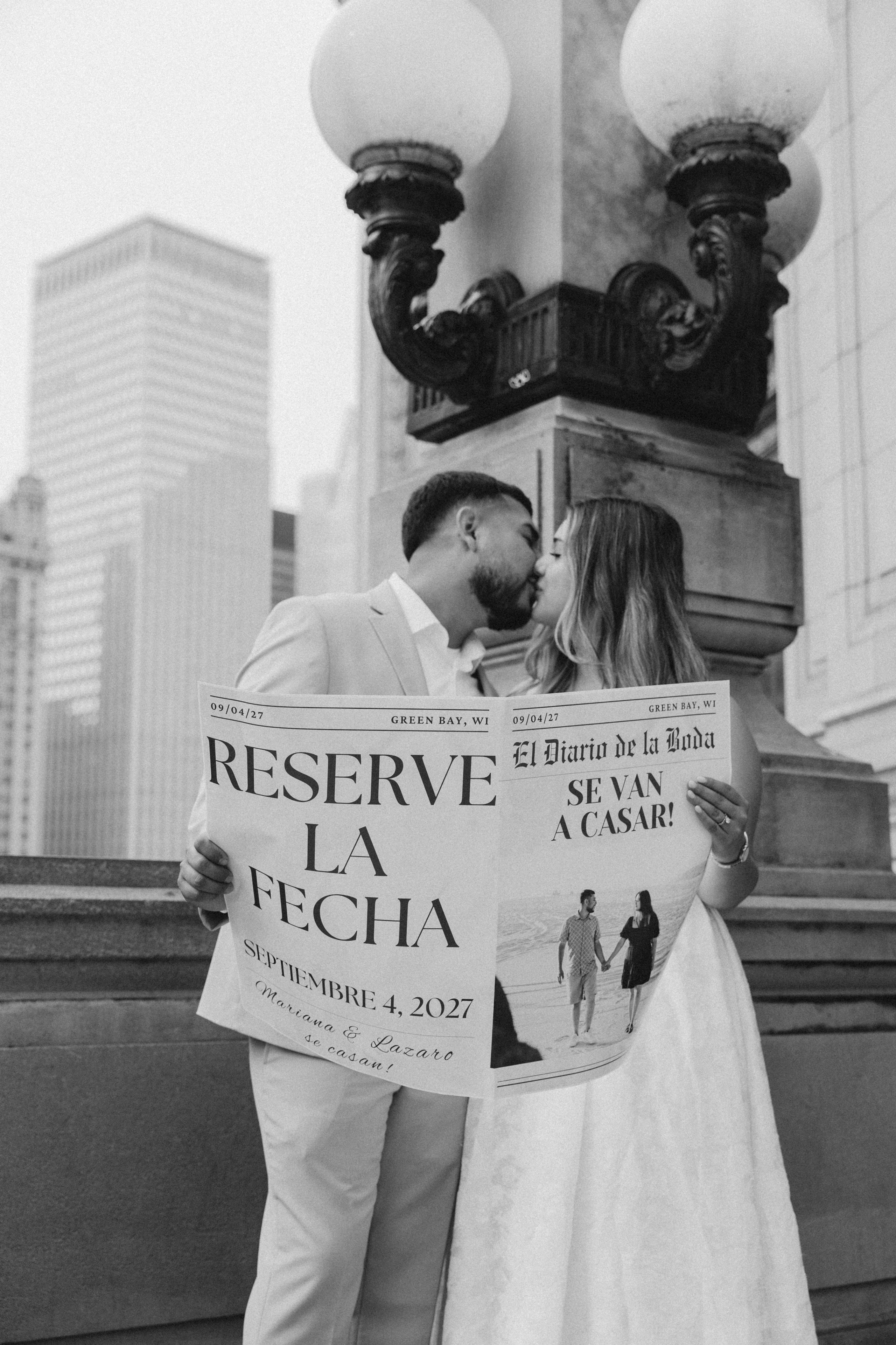 Lazaro & Mariana. Emotional Couples, Proposal, Motherhood & Family Photography in Chicago — Such a Photo
