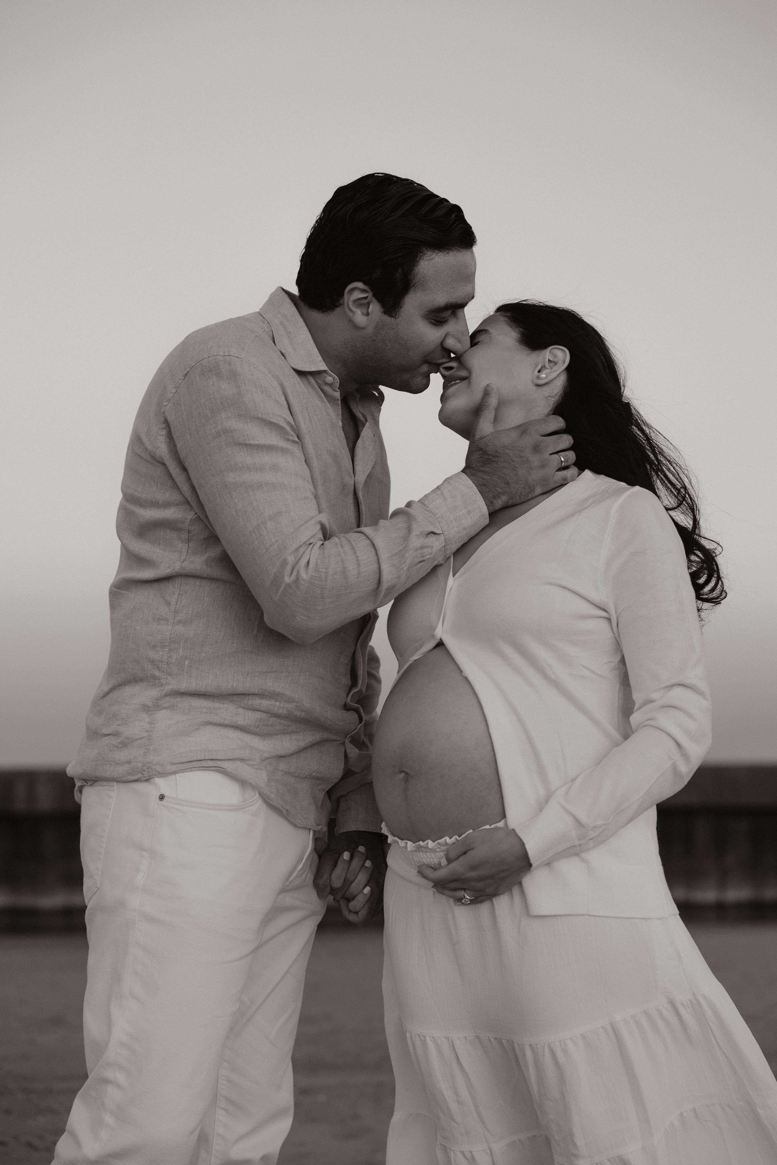 Sara & Mani. Emotional Couples, Proposal, Motherhood & Family Photography in Chicago — Such a Photo