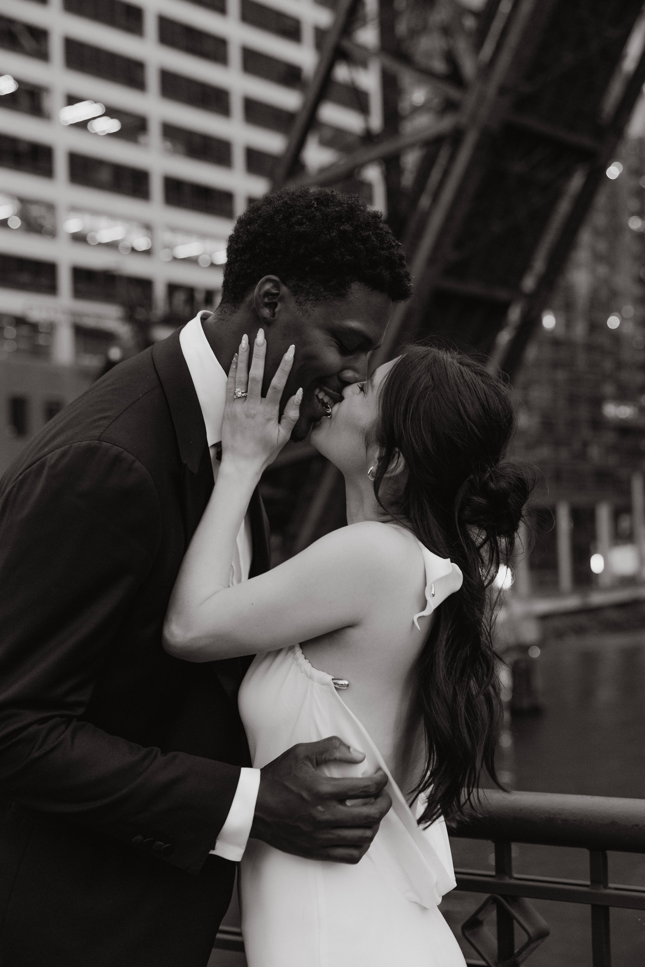 M&T. Emotional Couples, Proposal, Motherhood & Family Photography in Chicago — Such a Photo