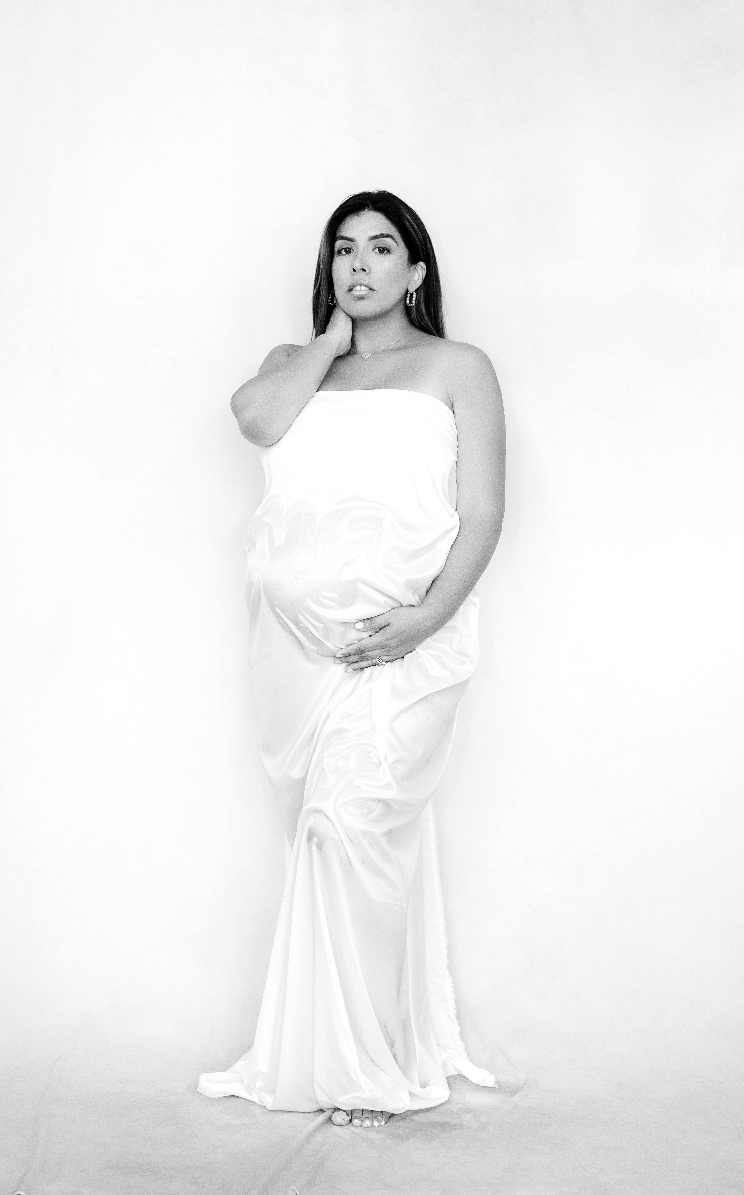 Maternity. Luxury Wedding Photography and Cinematography