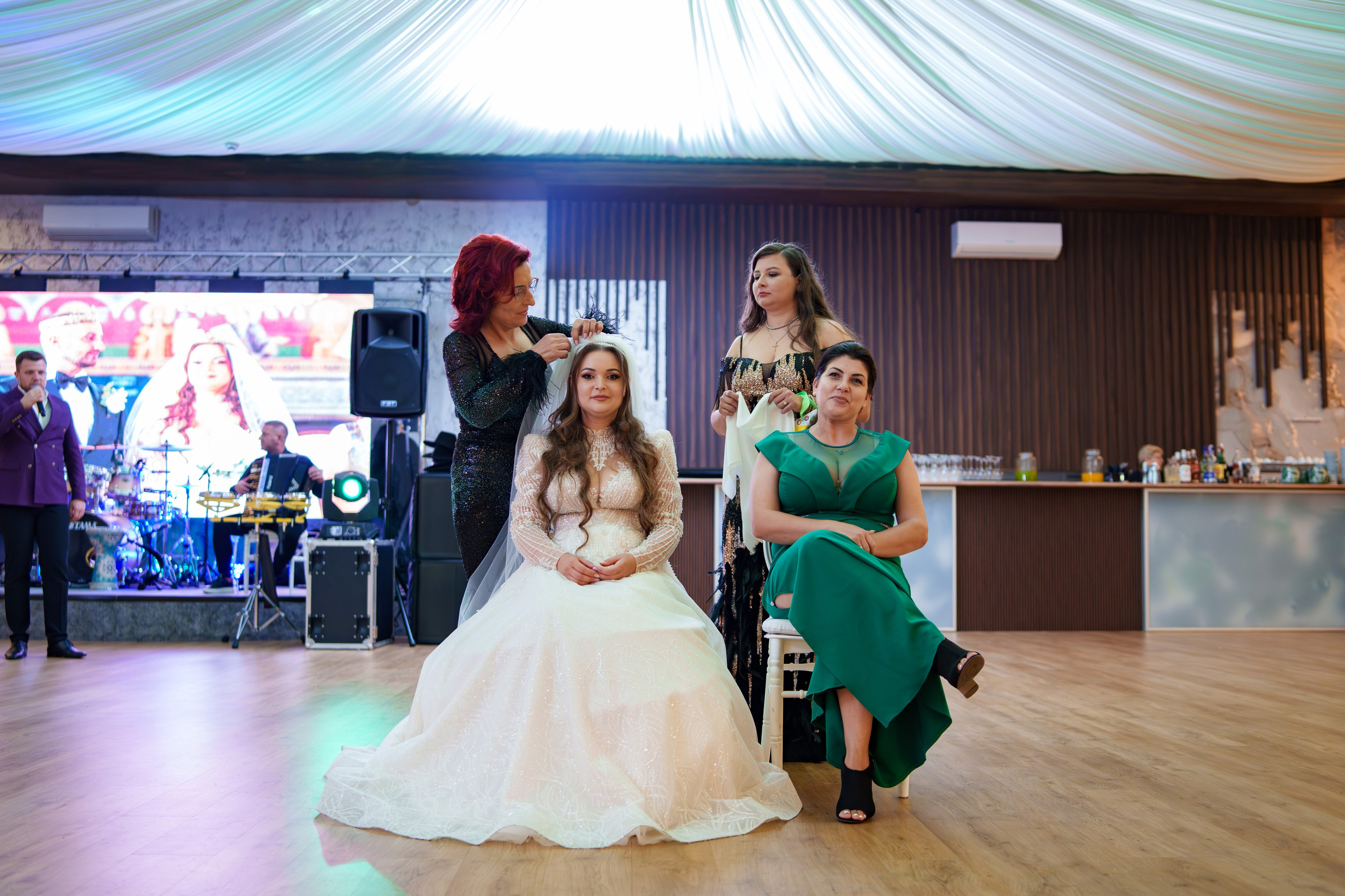 Cosmin & Gabriela. B|P Weddings - Fotograf & Videograf - București||0730017811