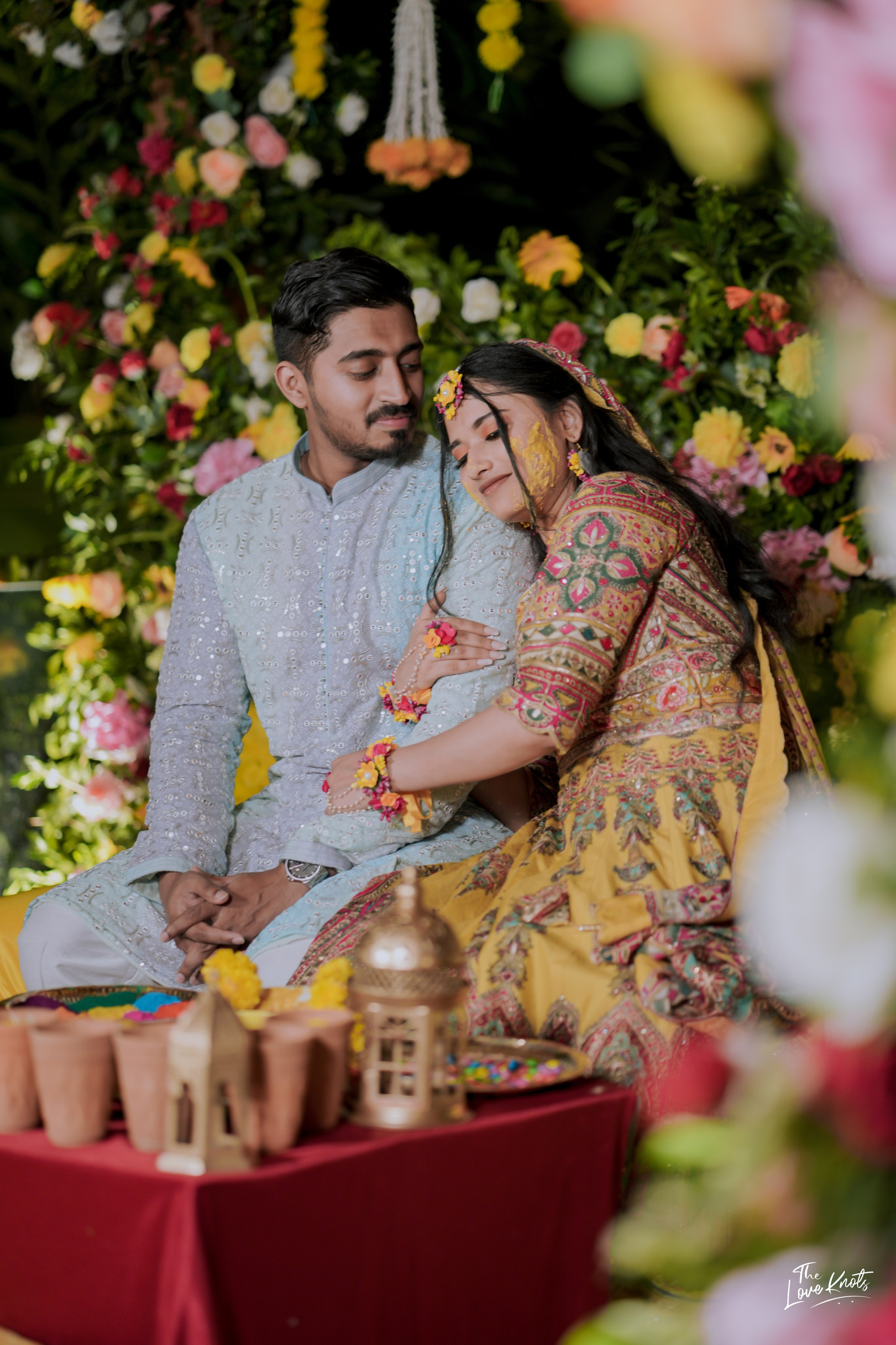 SHAHANA. Theloveknots