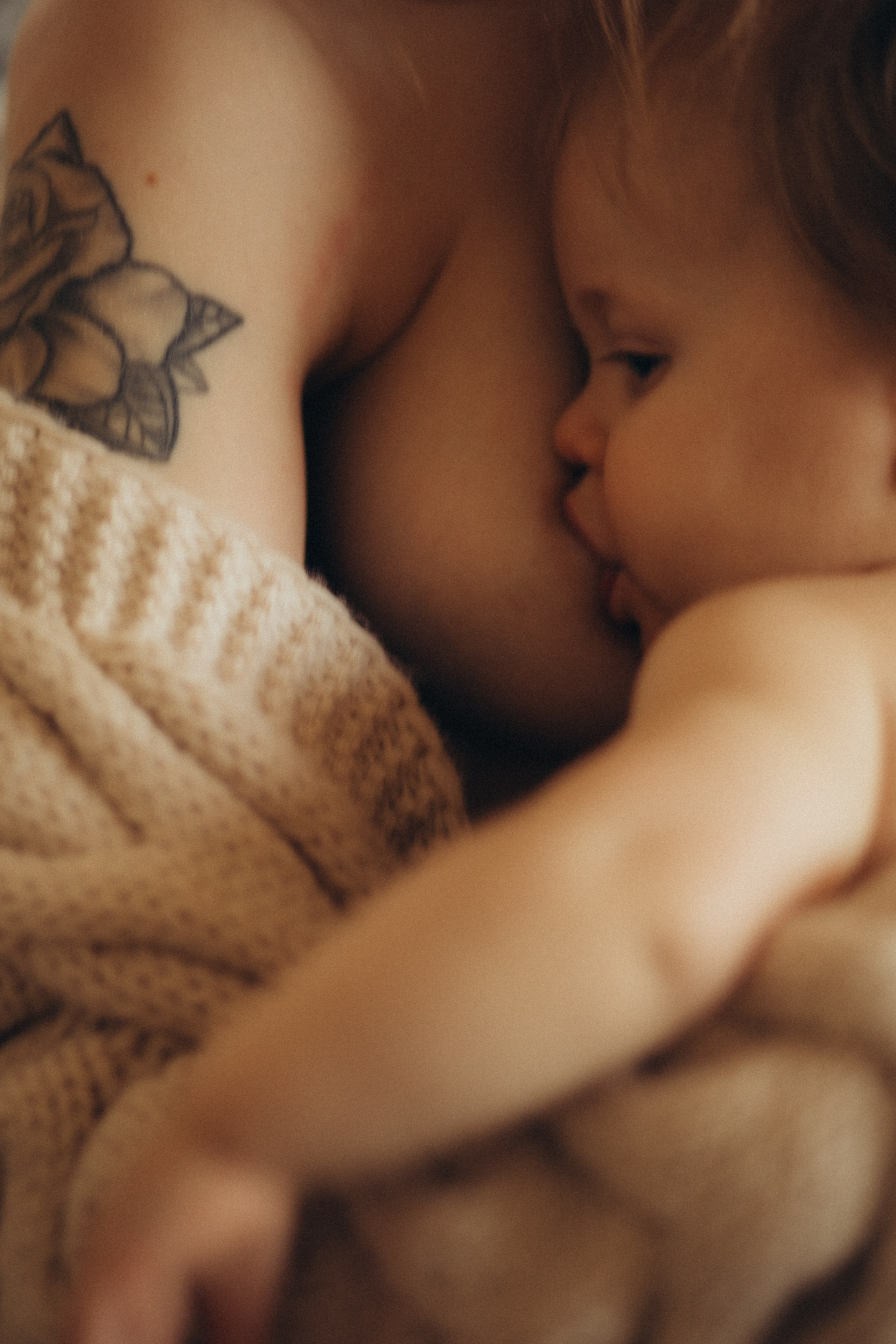 Bébés | 5 – 24 mois. Je suis Olga, votre photographe de famille à Metz et dans toute la France