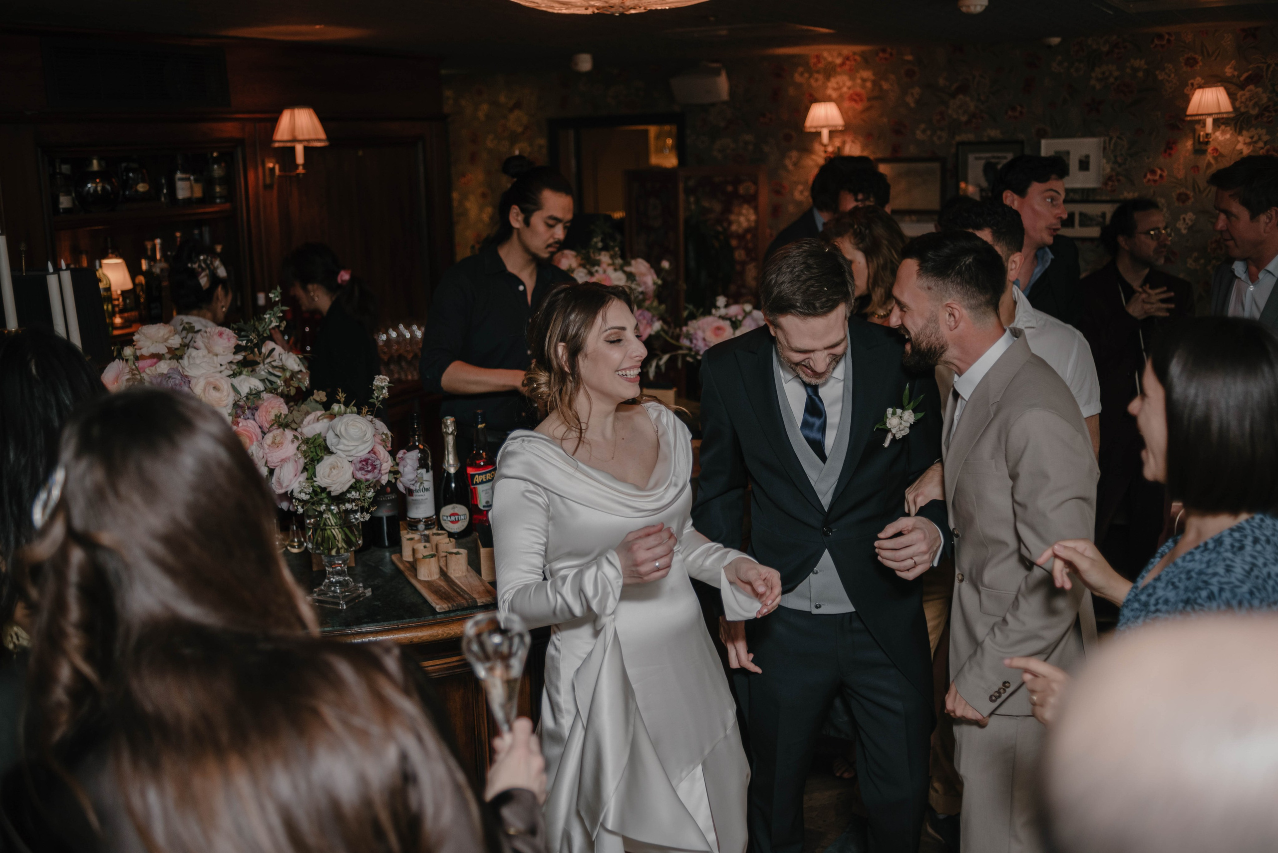 Камерная свадьба в Марэ, Париж | Ksenia Marchand. Ksenia Marchand/ Lifestyle photographer in Paris