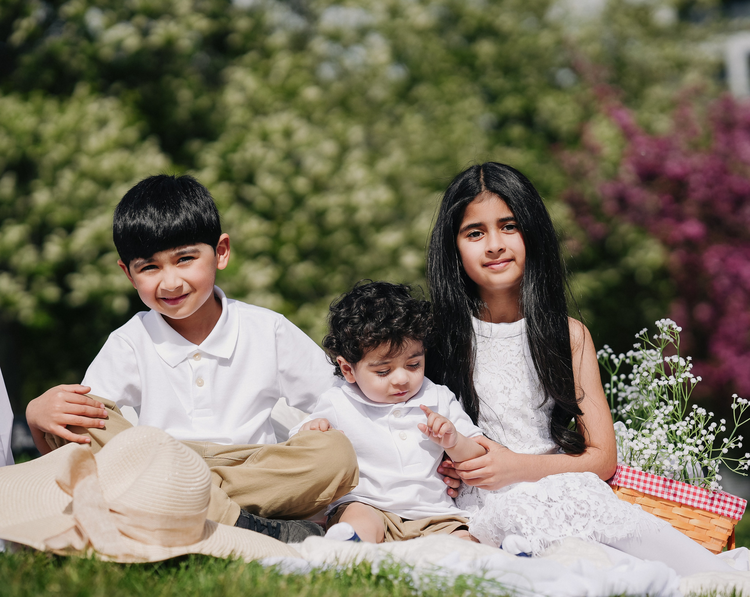 Spring Photo Day. Pashynska Photography | Calgary Wedding & Family Photographer