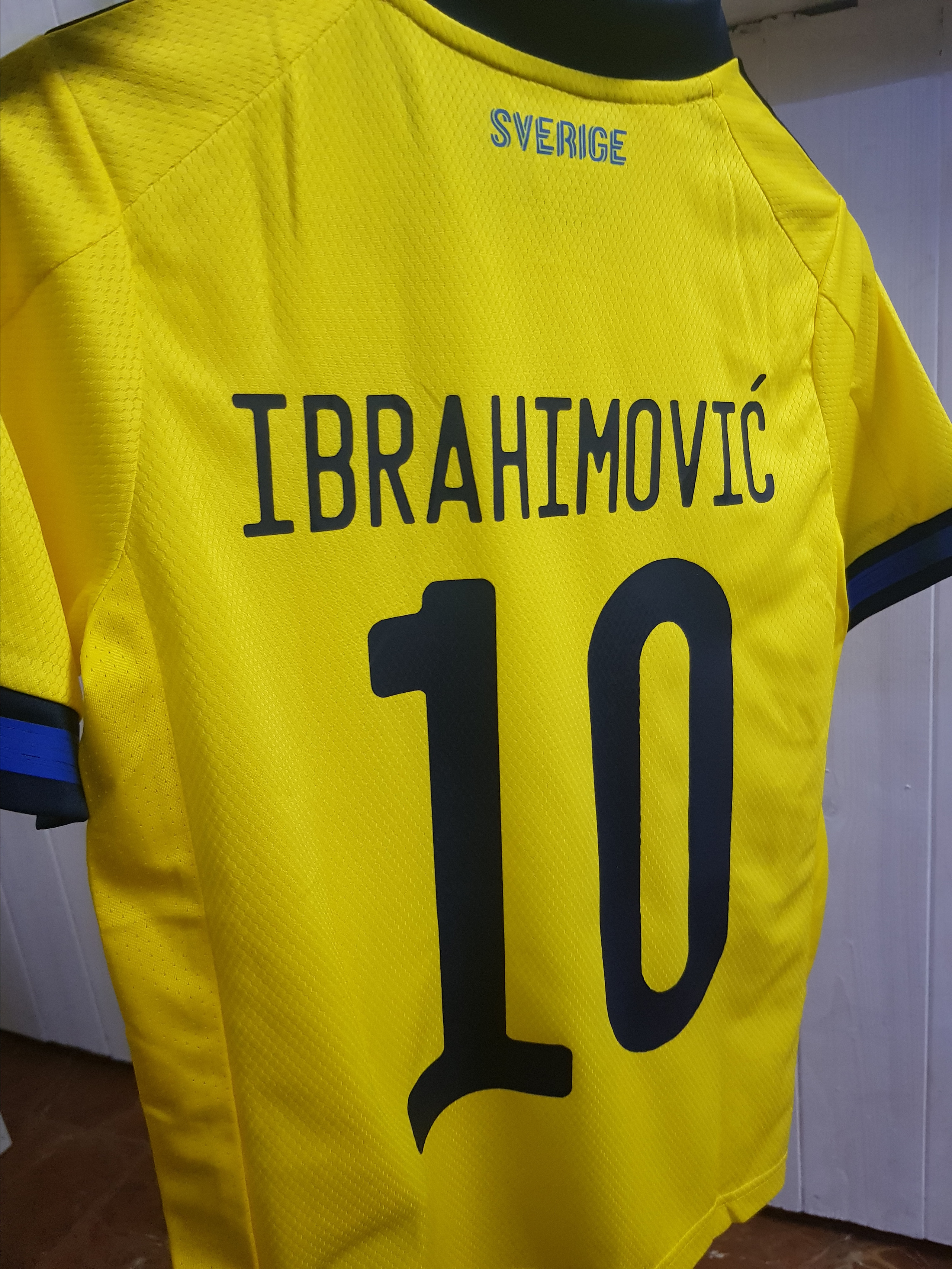 Maglia sport personalizzare. Stampa express Roma Tuscolana