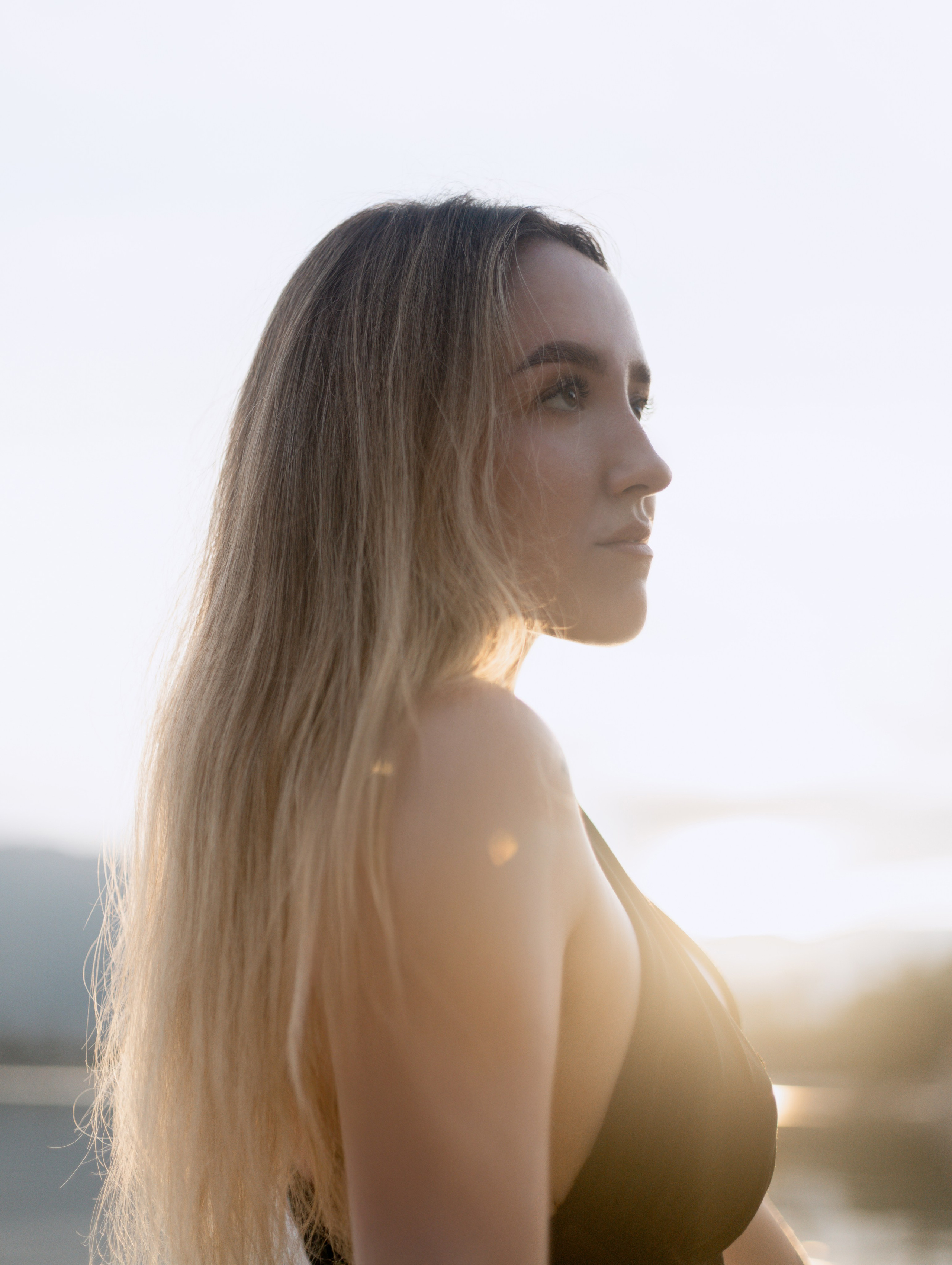 INDIVIDUAL WOMEN'S PHOTO SHOOT. HOME