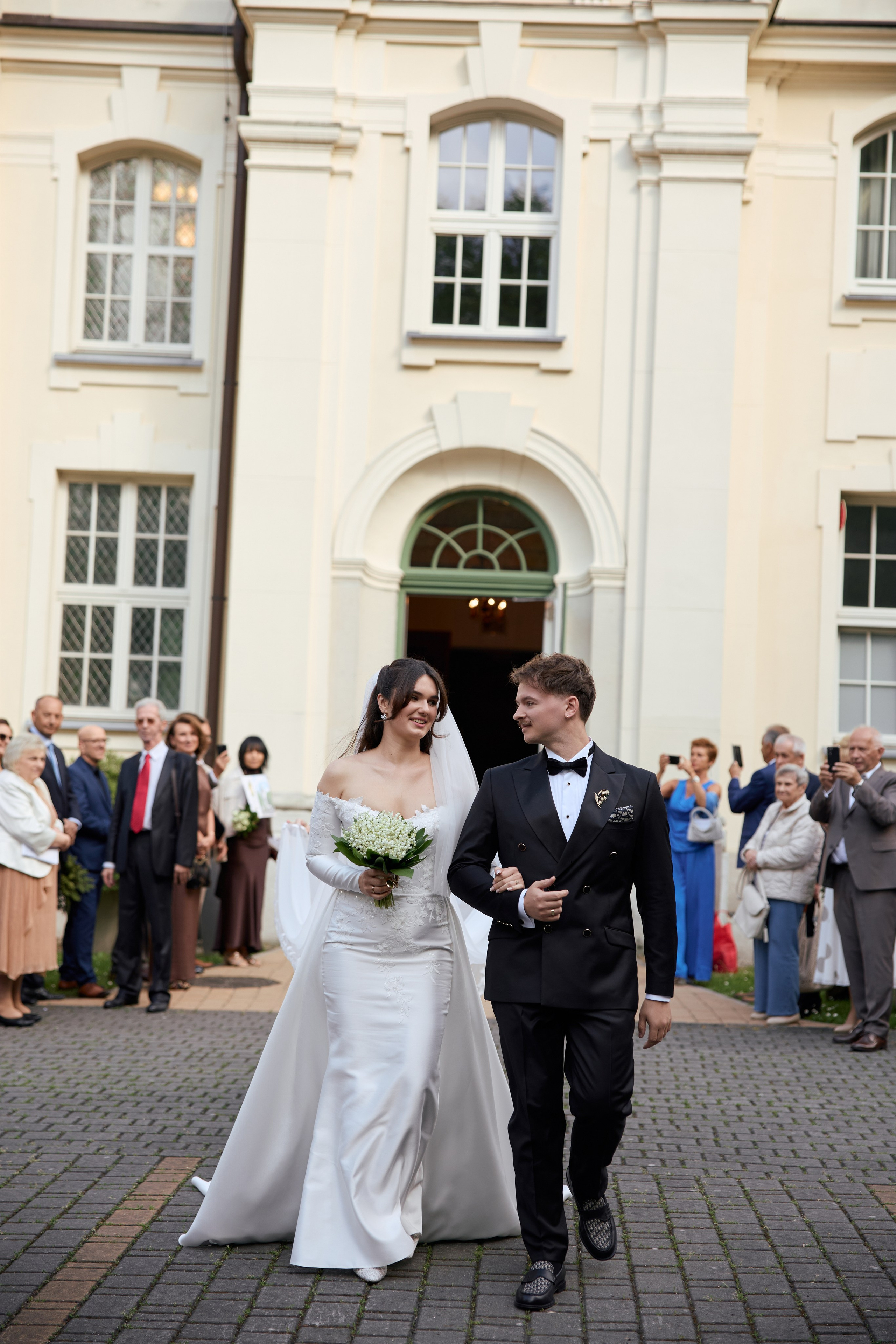 Wiktoria & Kacper. Pałac Goetz. Fotograf ślubny i rodzinny w Krakowie Yana Klymova