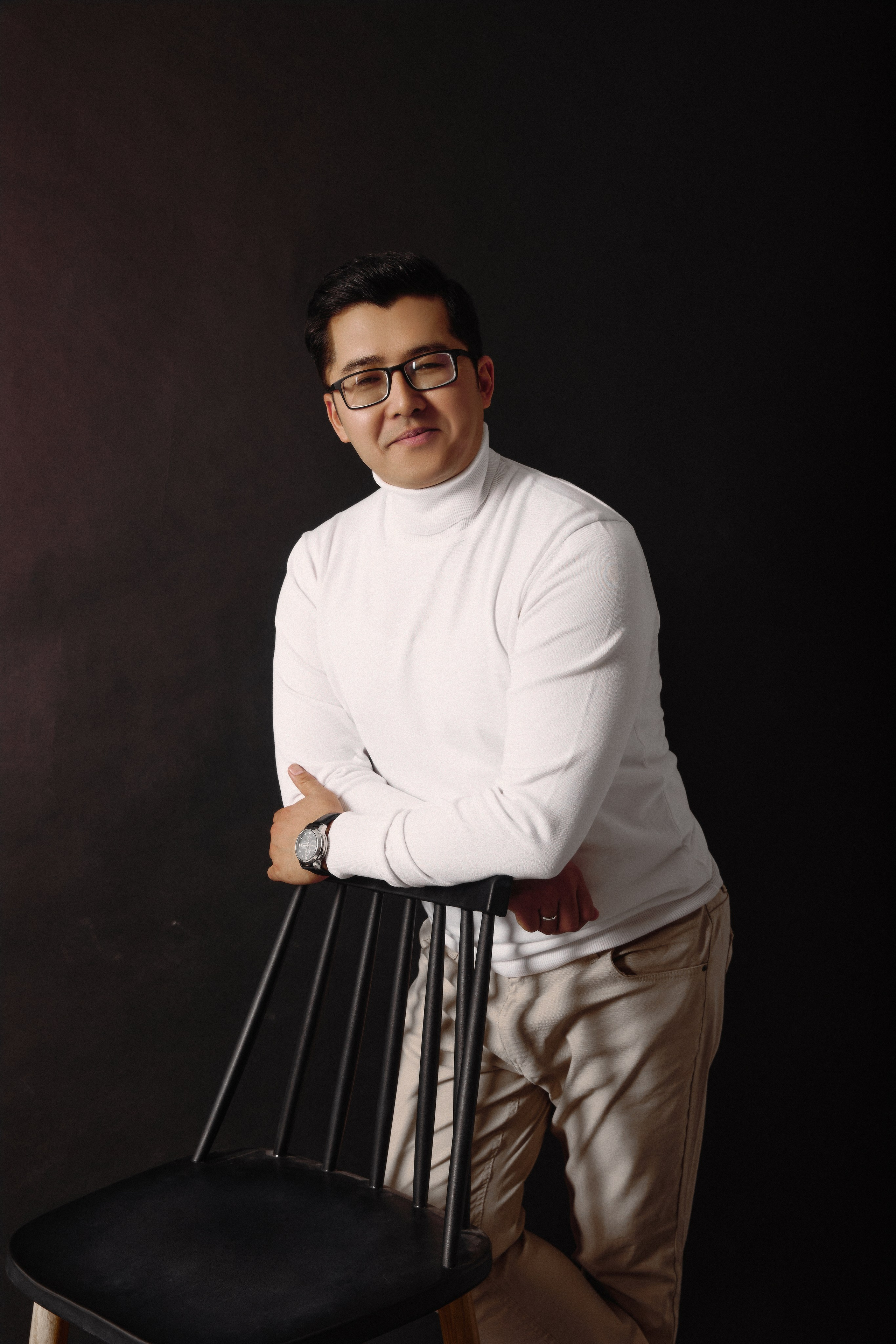 Тилек. Оперный певец. Валерия Вартанова. Фотограф