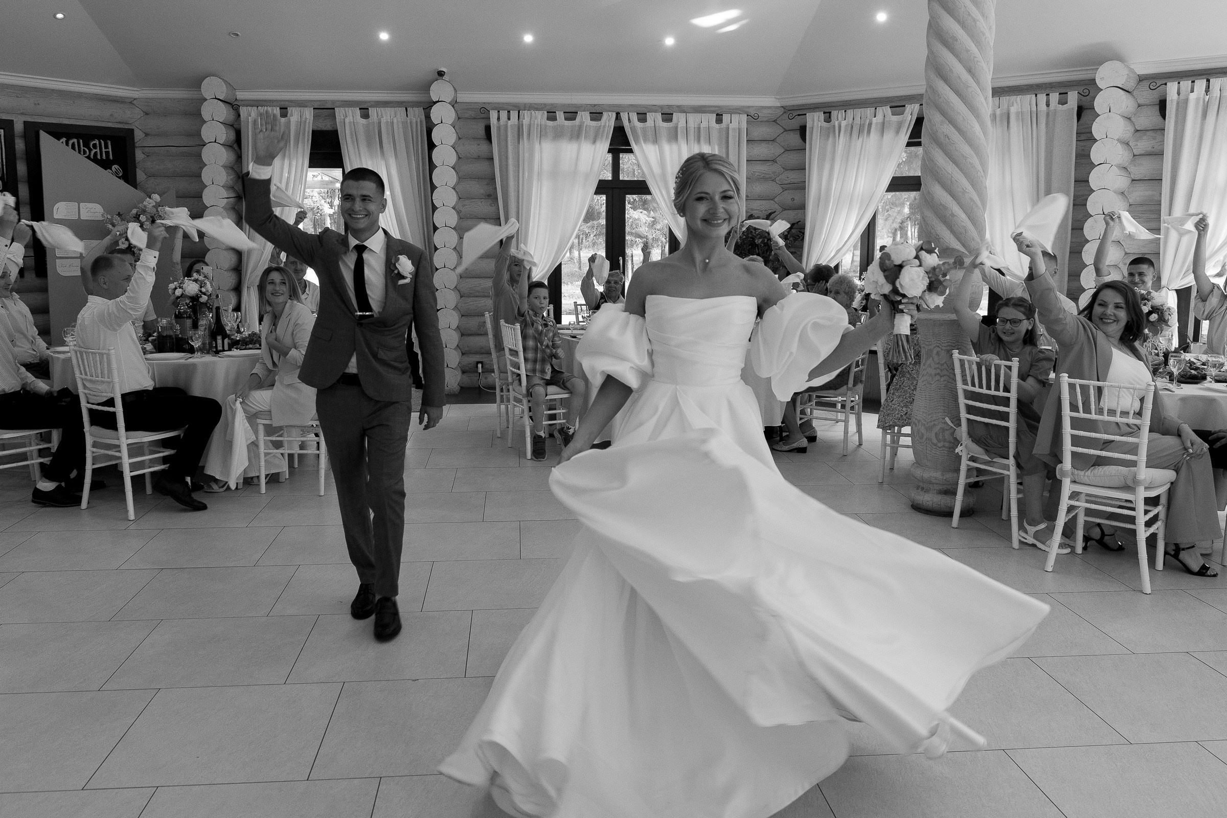 Couple’s party entrance, by Exeter wedding photographer.