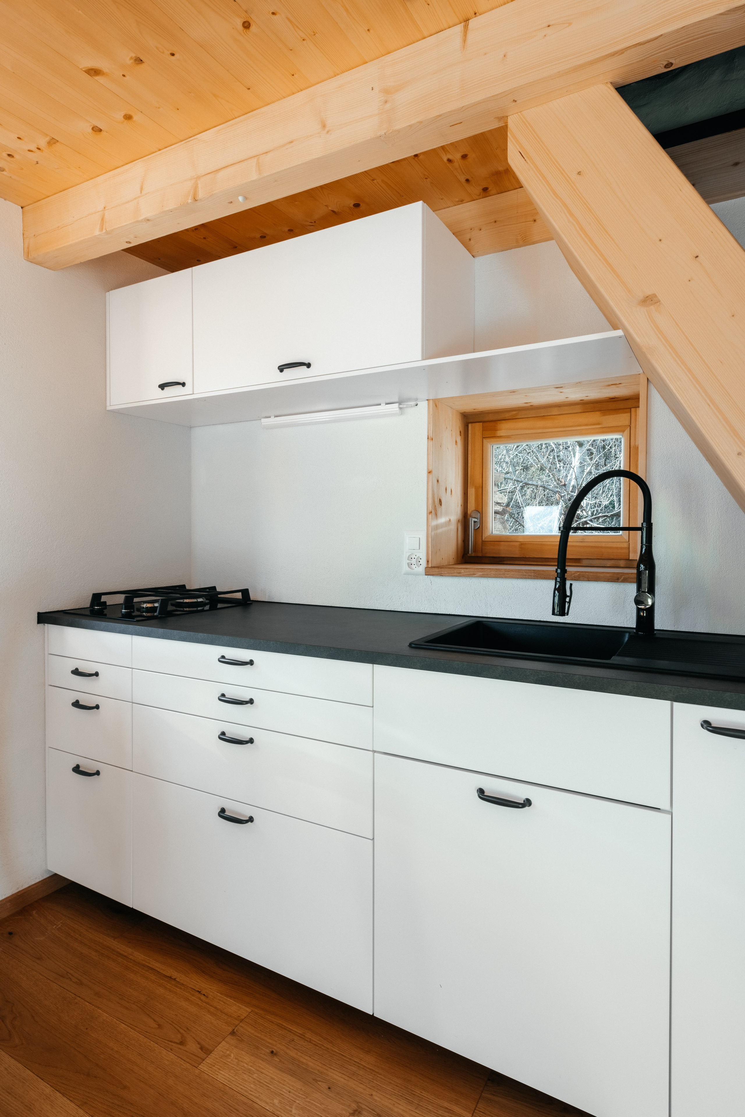 Rustico, VAL RESA, TICINO. Hallo! Ich bin Elena und arbeite als Immobilienfotografin