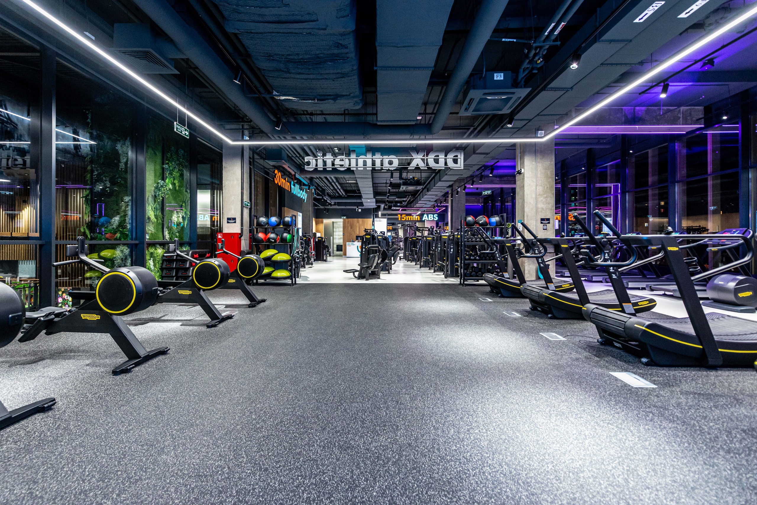 Фитнес-клуб DDX Fitness в Жулебино. ФОТОГРАФ МЕКСИКА КИНТАНА-РОО