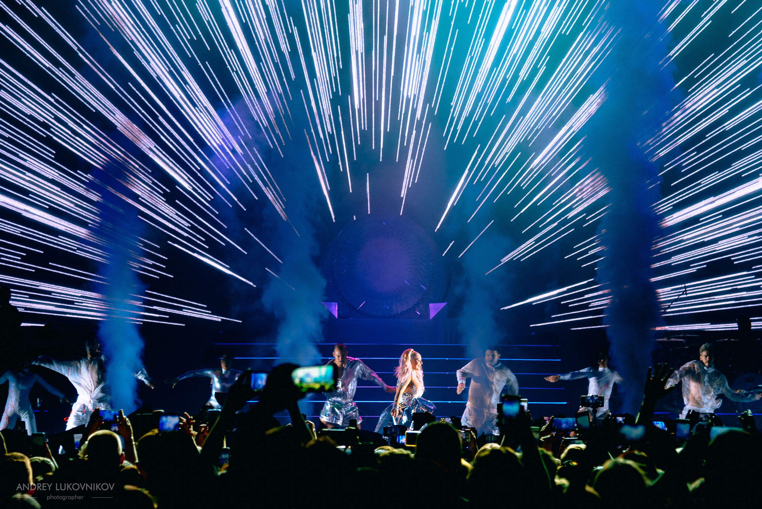 Christina Aguilera. The X Tour