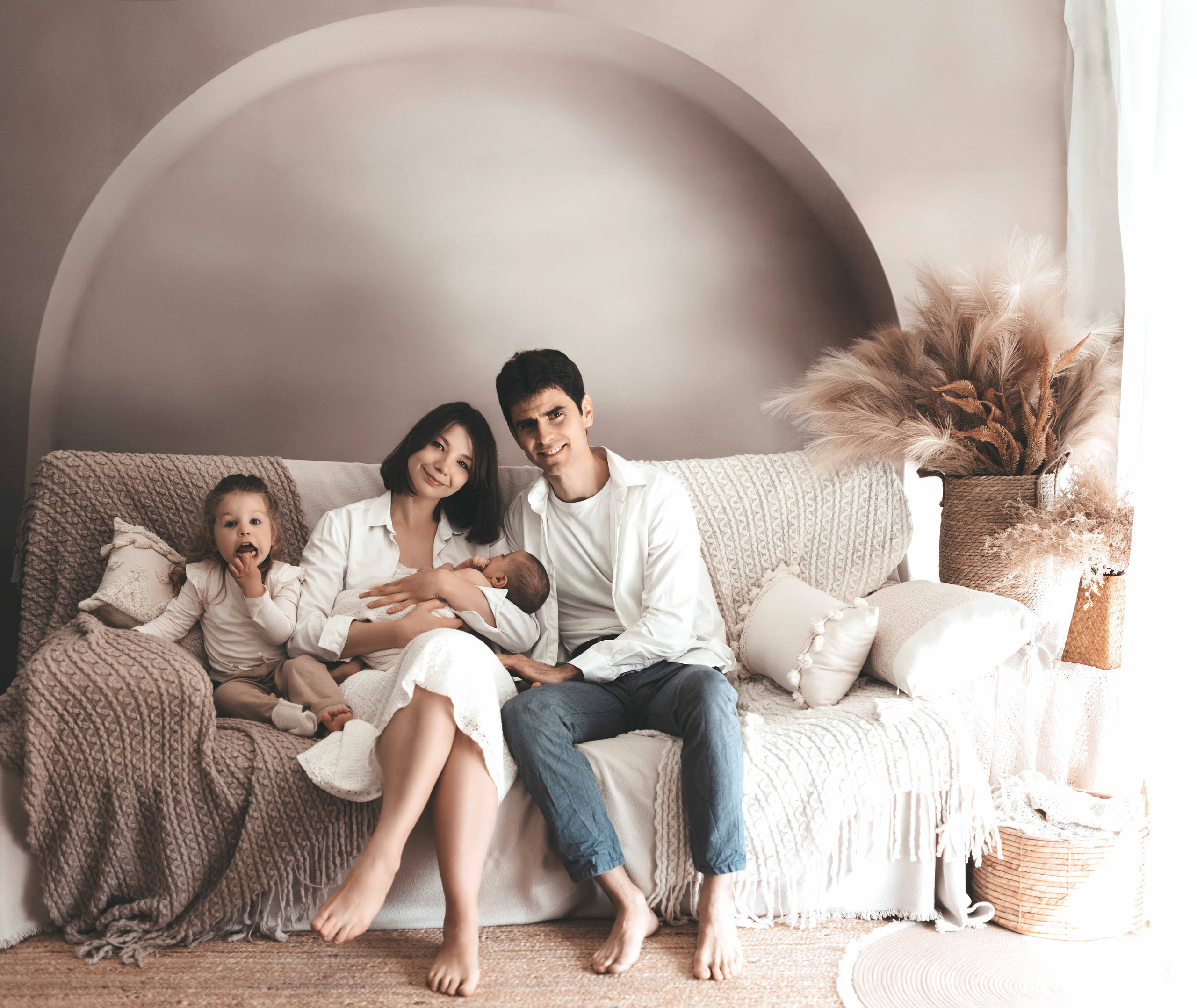 Family and Kids. Newborn, kids, family photographer based near Zurich, Switzerland