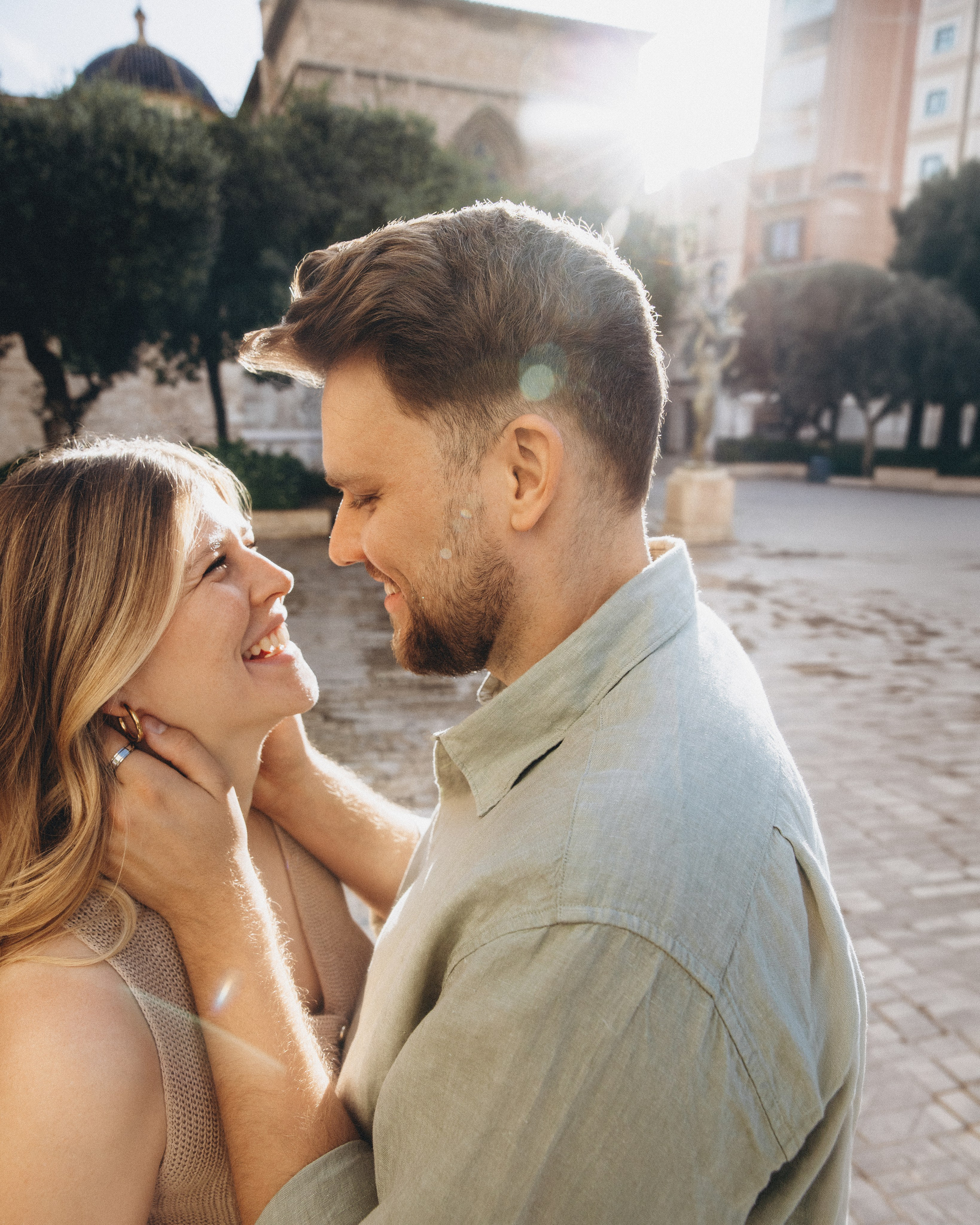 Fotografía de Pareja por Julia Gnatenko | Sesiones Románticas en Valencia, Alicante, Barcelona, España. Julia Gnatenko — Fotógrafa en Valencia, Alicante, Barcelona, España y Europa
