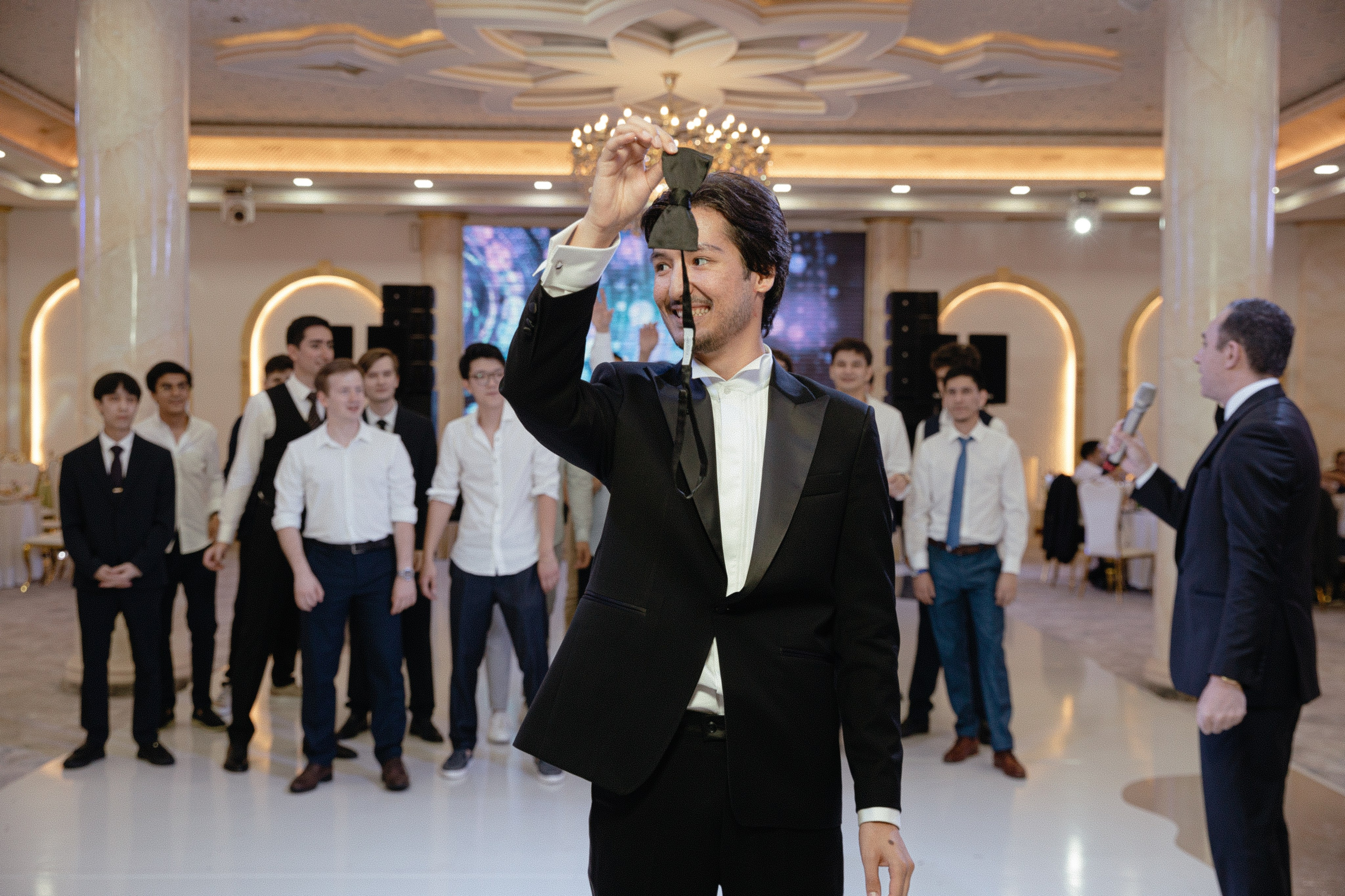 Botir & Zukhra. Главная