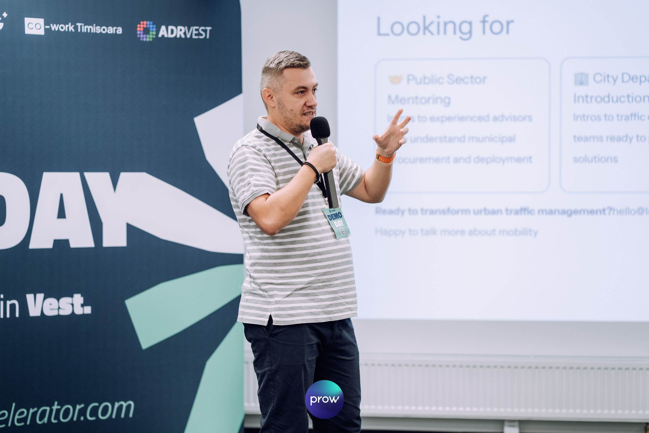InVest DemoDay @ Cowork. Cozac Cristian Photographer