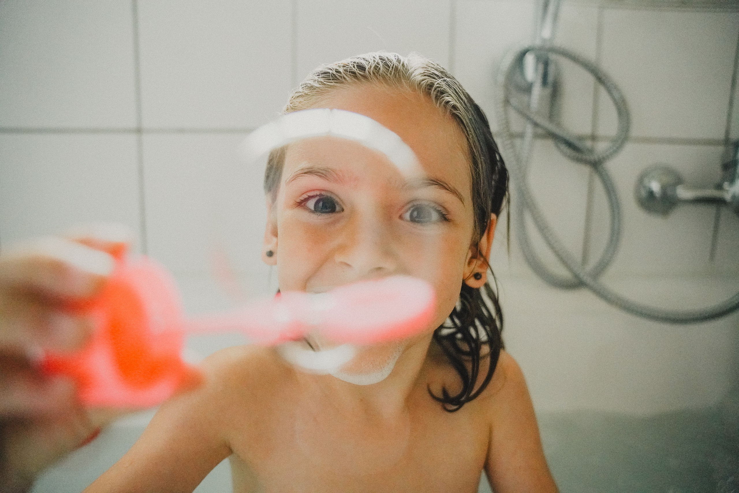 RITRATTO | LIFESTYLE | REPORTAGE. Svitlana Miahka fotografa a Genova