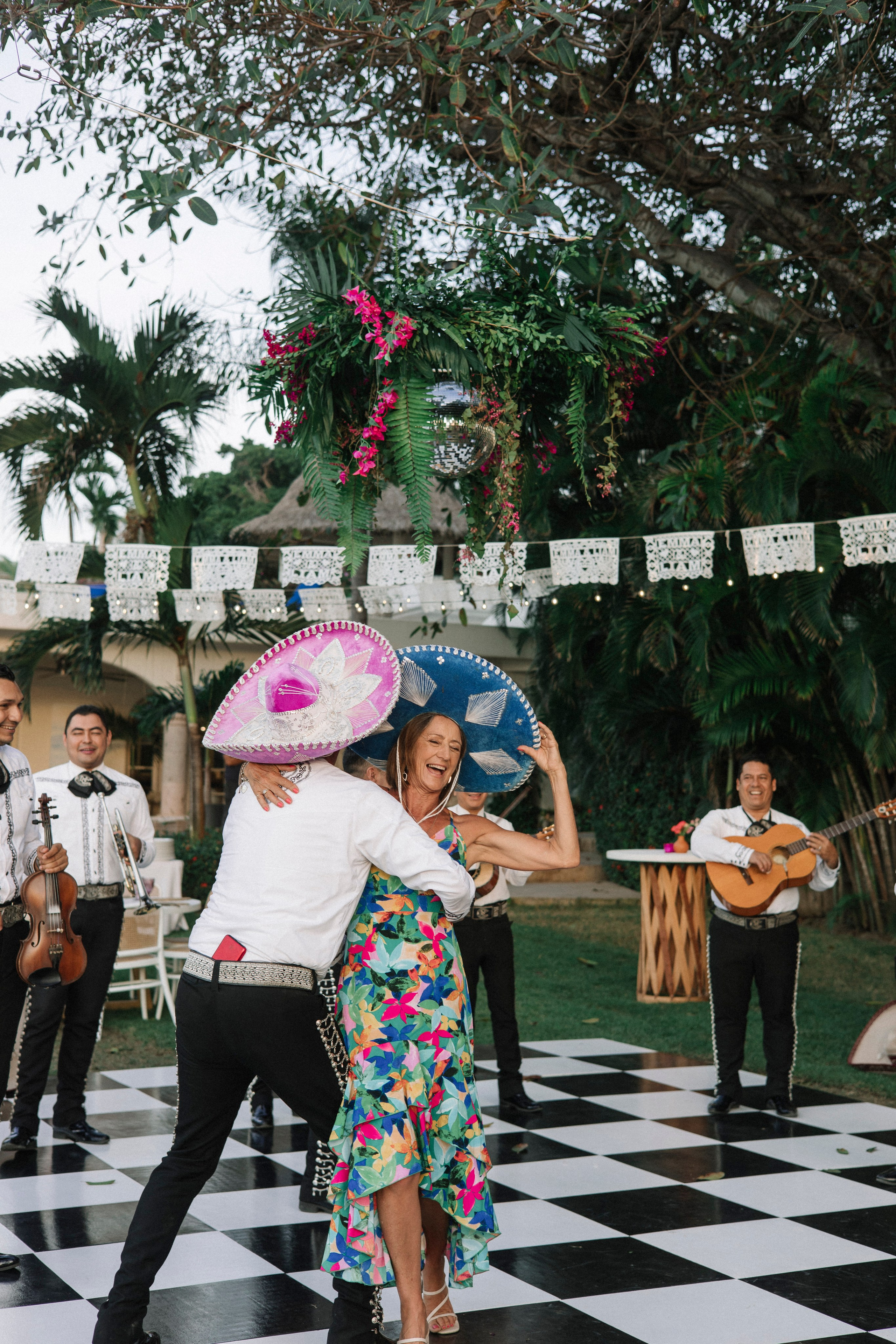 Villa del Oso, Sayulita. Wedding photographer Mexico Sayulita Puerto Vallarta Punta Mita Cabo