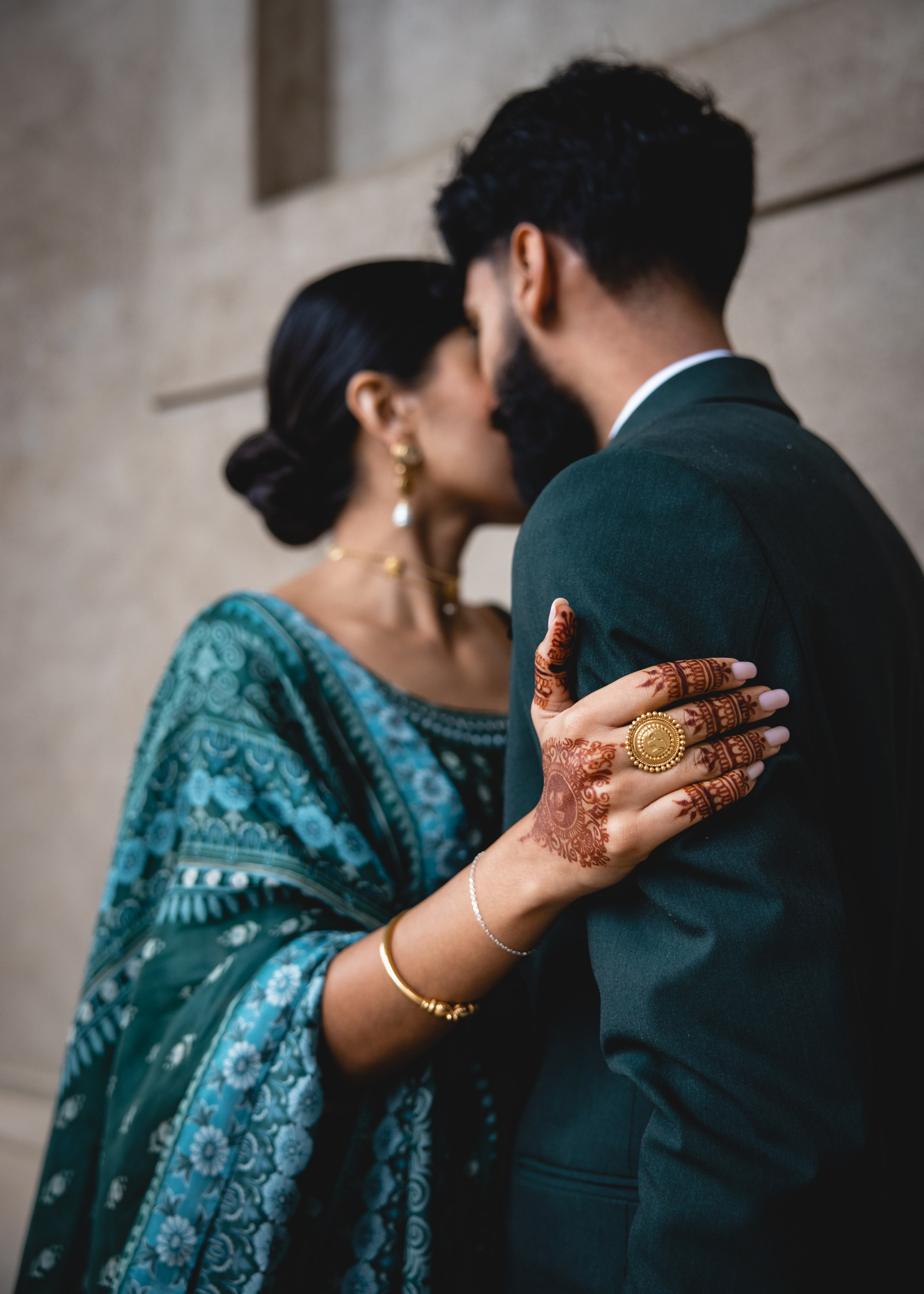 Indian style. Professional wedding photographer in Copenhagen, Denmark — Julia Byron