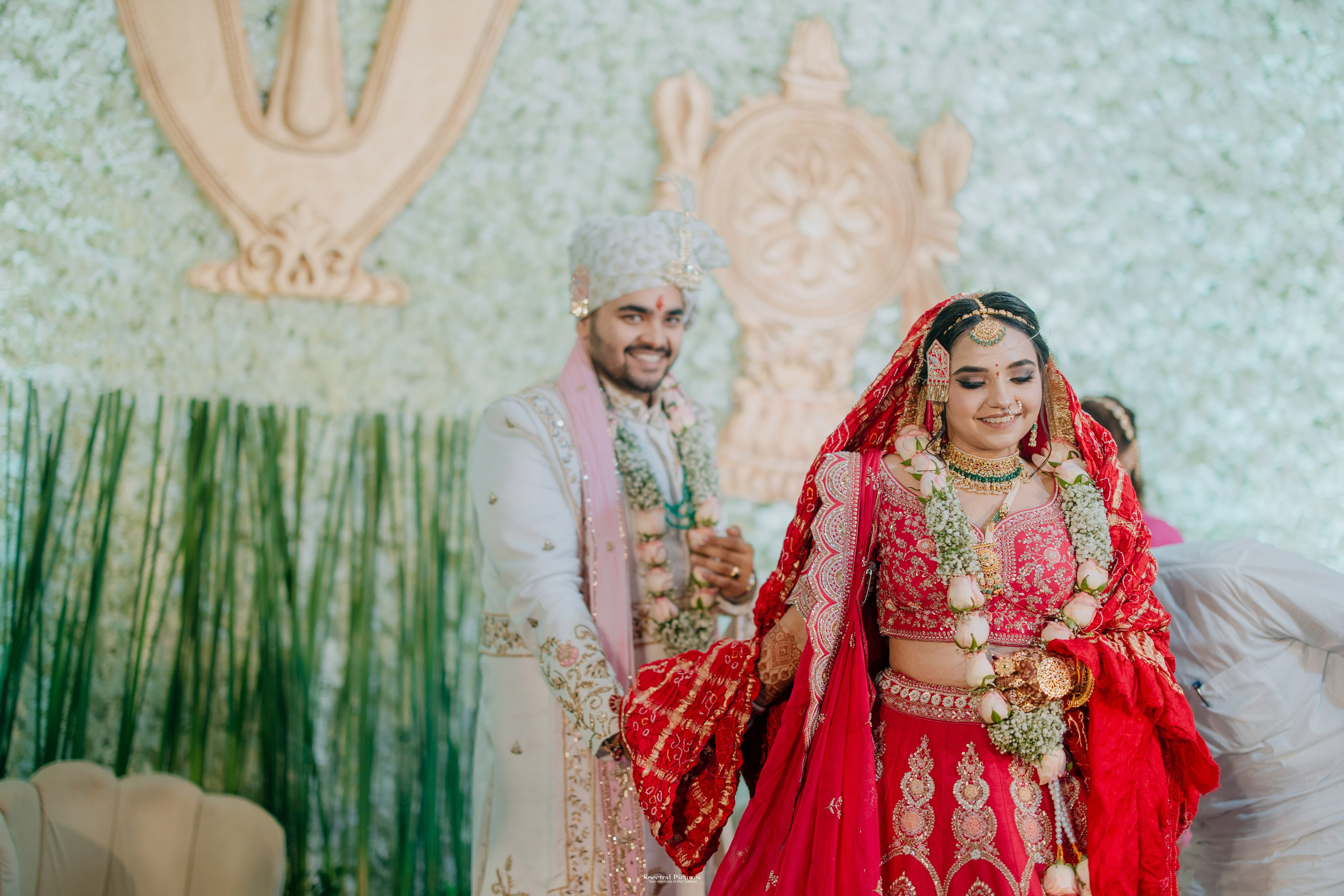 #ADIकीAESHहै