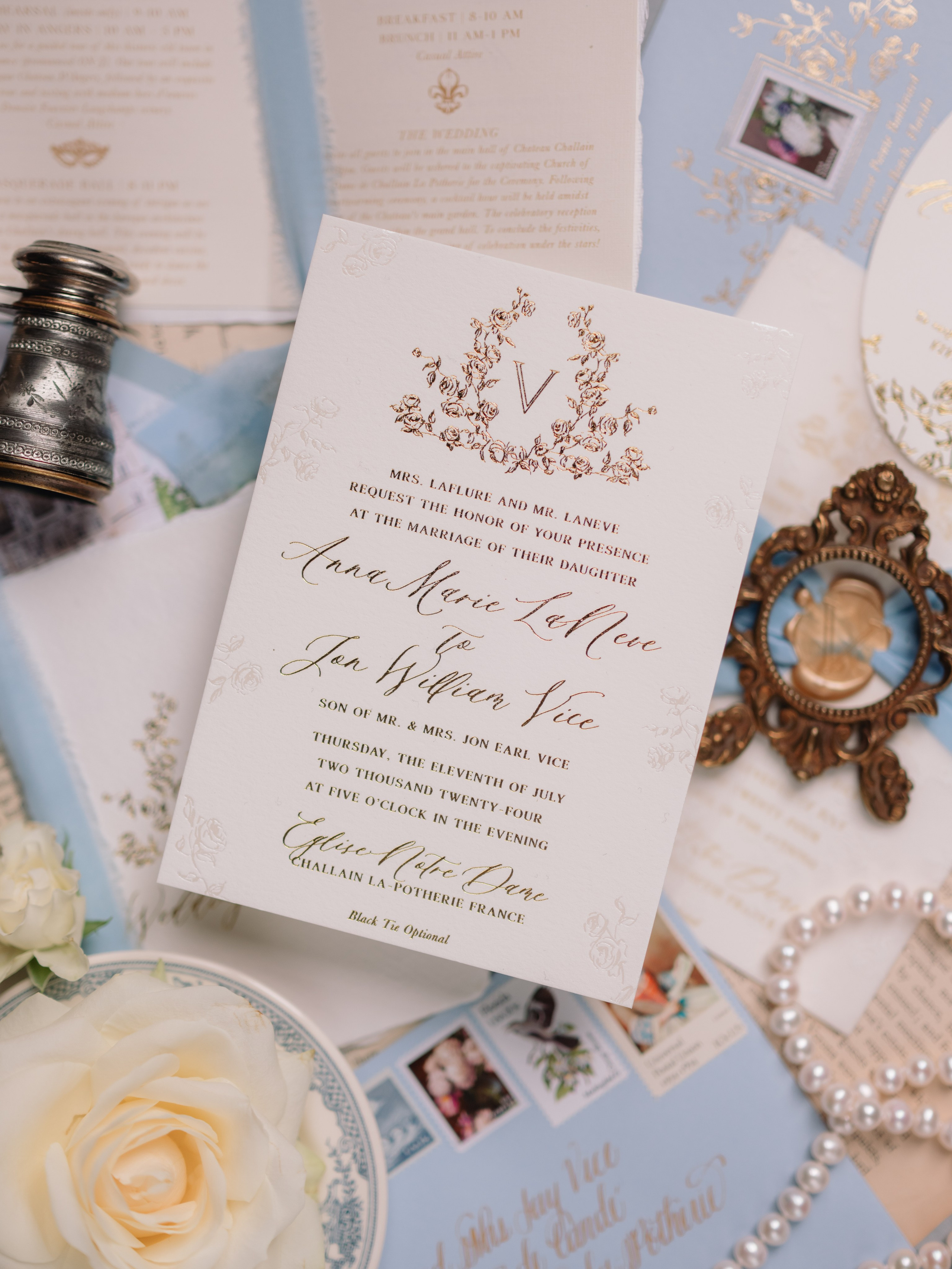 Luxury Château Wedding in France | Anna & Jon at Chateau Challain