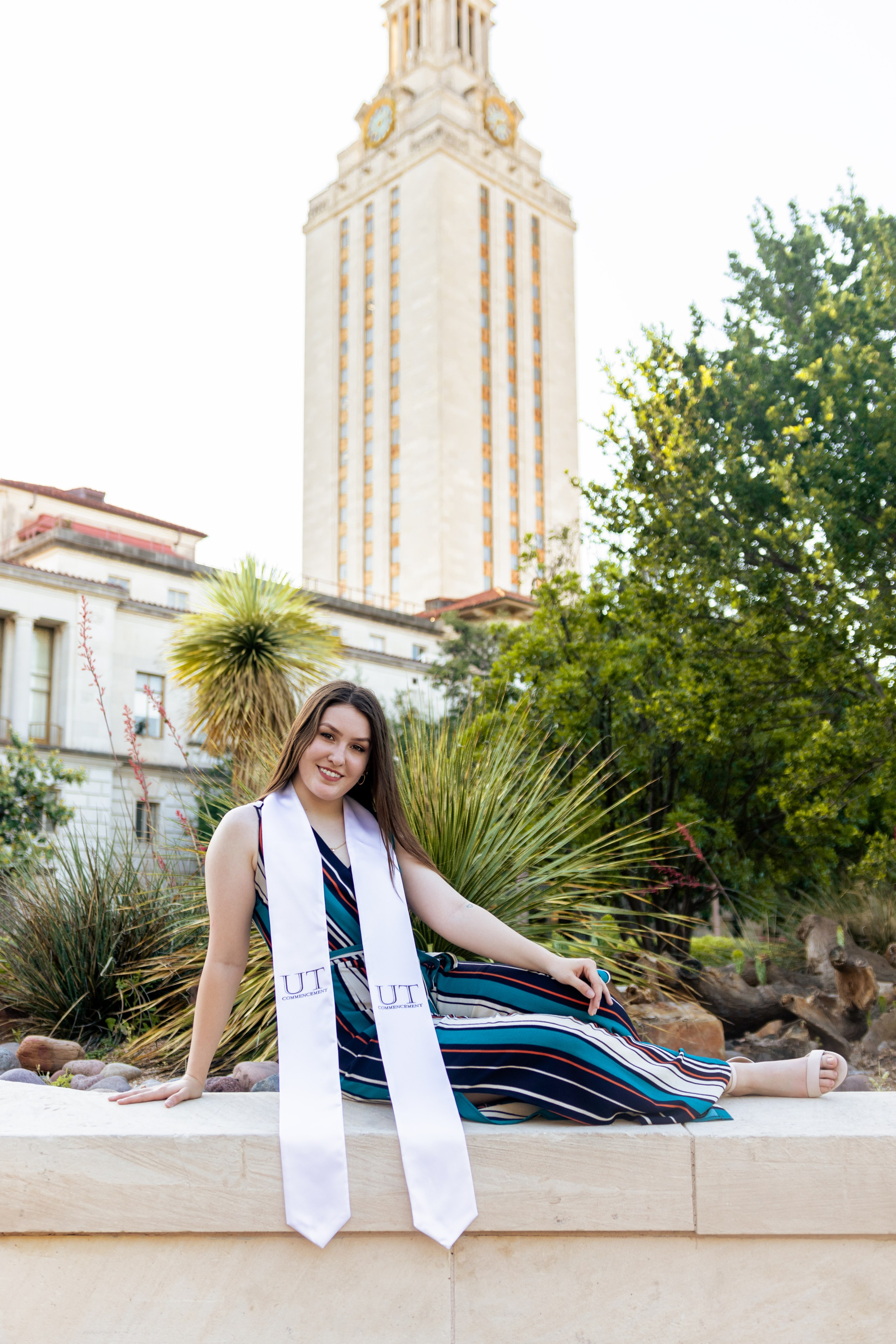 Kayla’s senior photoshoot at the University of Texas Austin