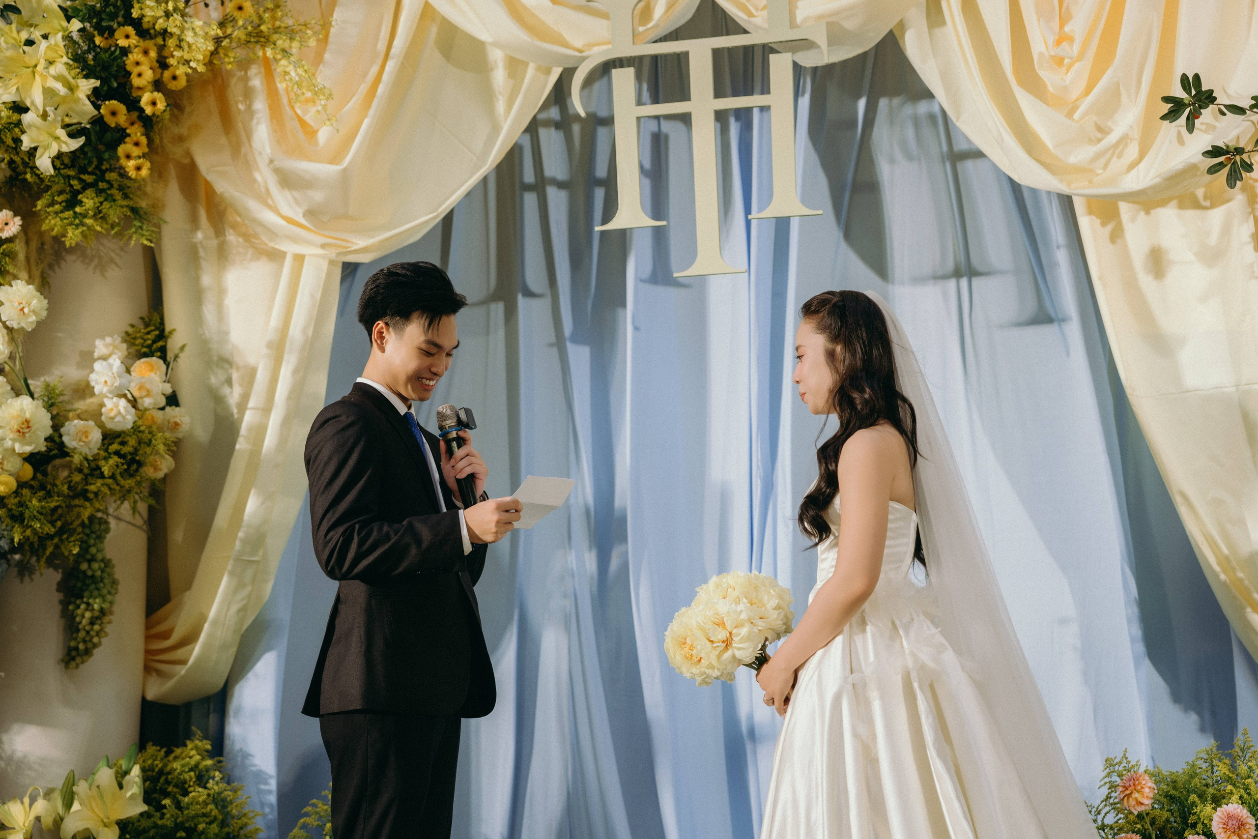 Hoang + Thuy | Photojournalism. BenColor Studio