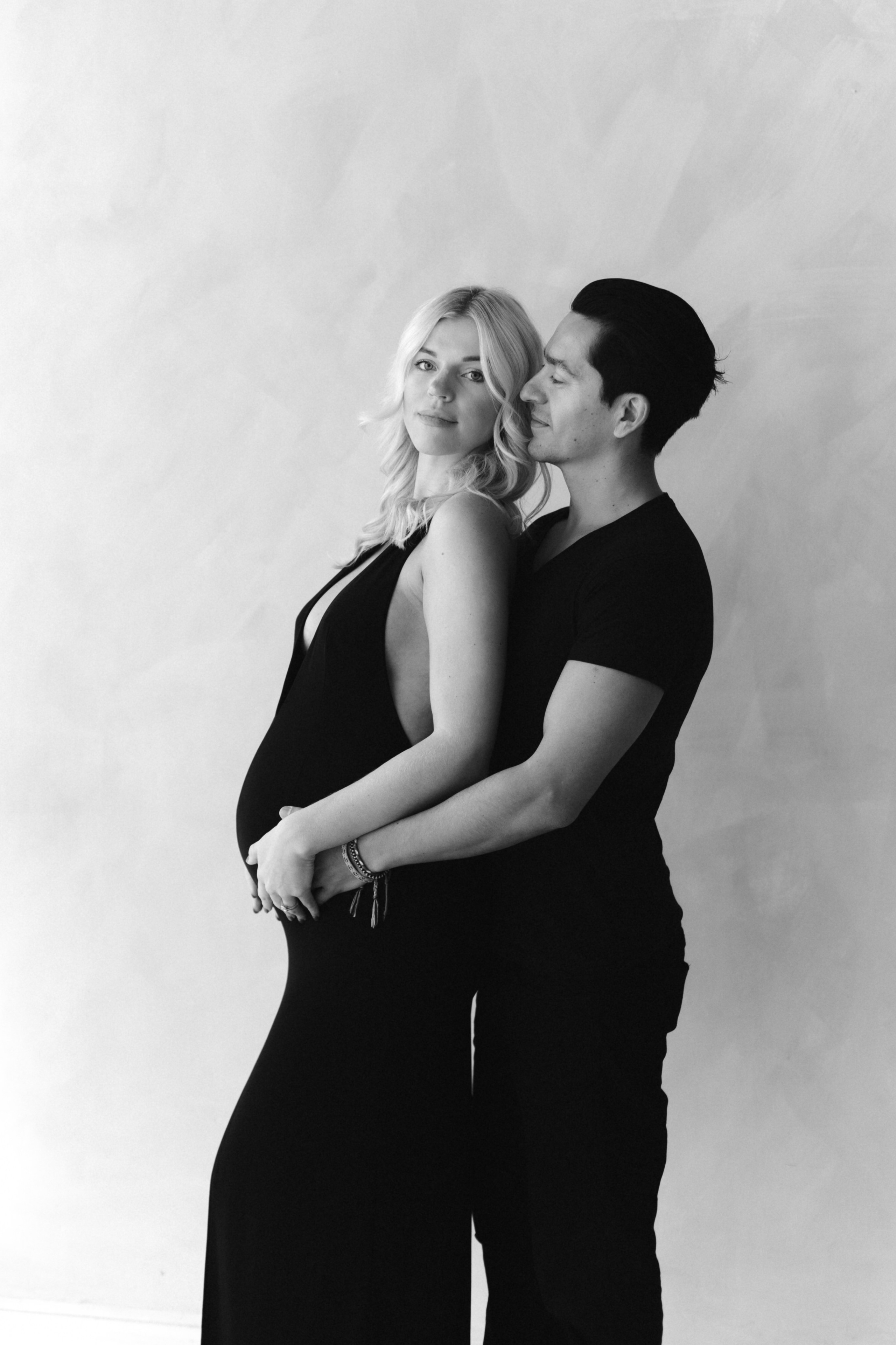 Pregnancy. Photographer in Milton Keynes, Northampton & London — Wedding, Family & Portrait Photography